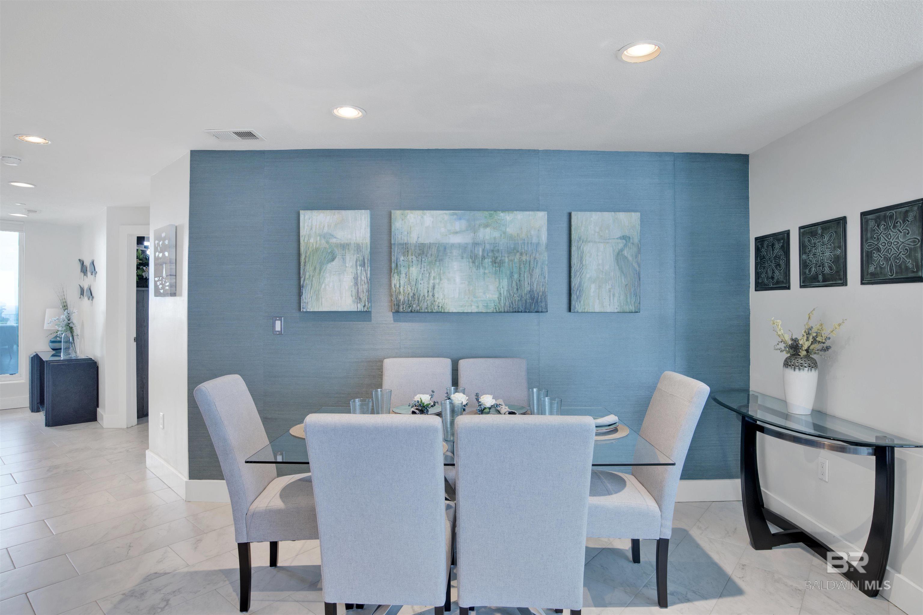 521 W Beach Boulevard 2502