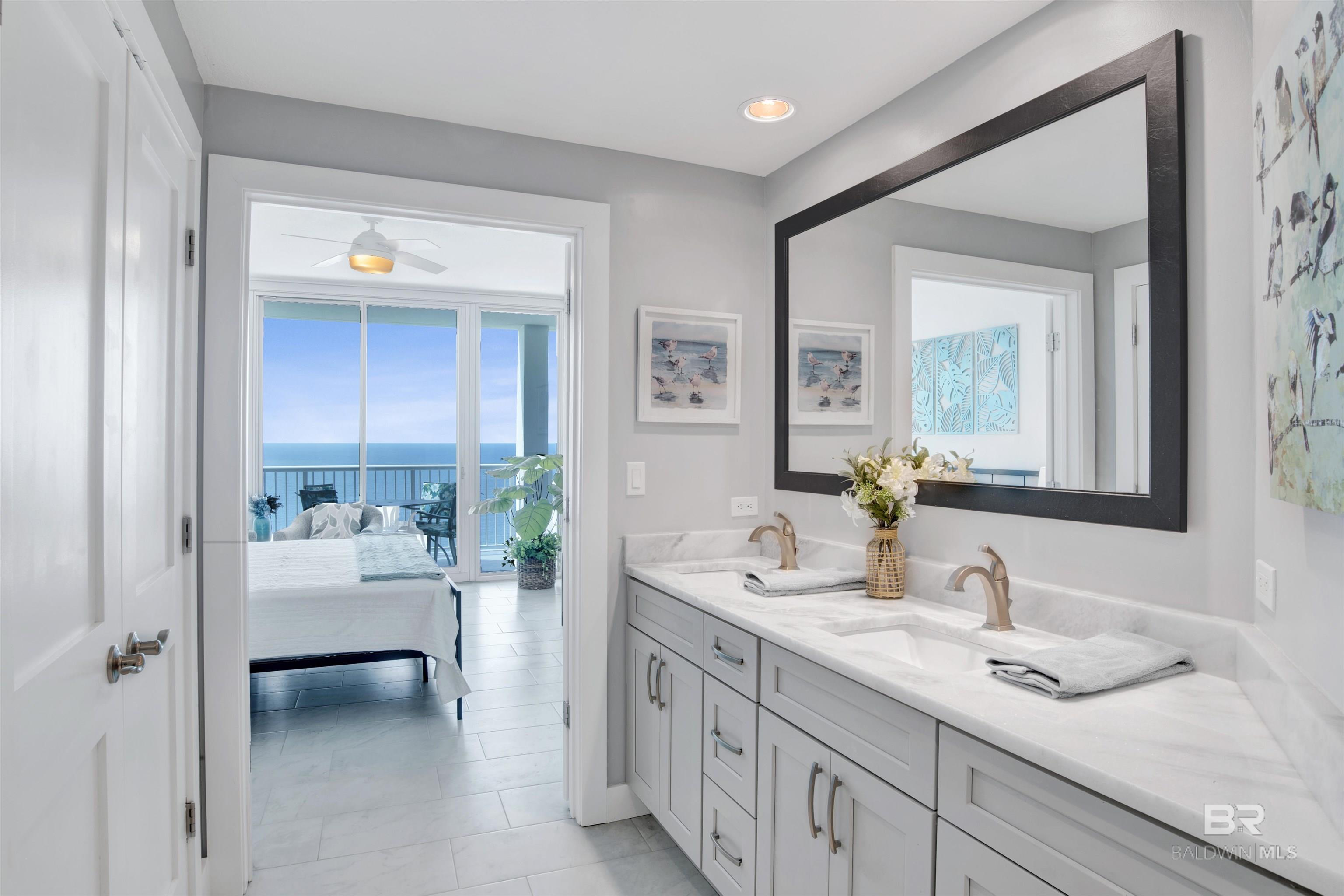 521 W Beach Boulevard 2502