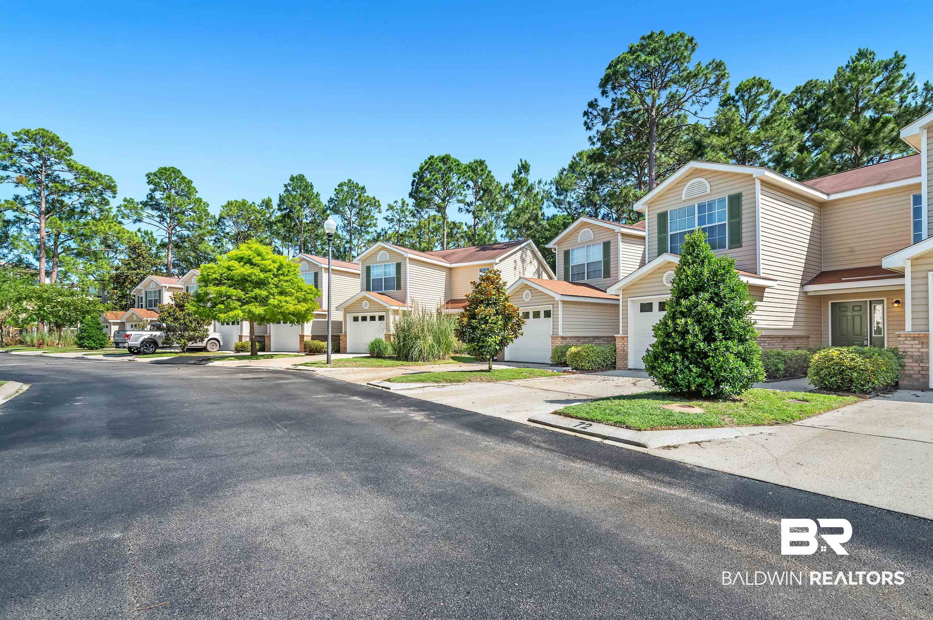 1517 Regency Road 72