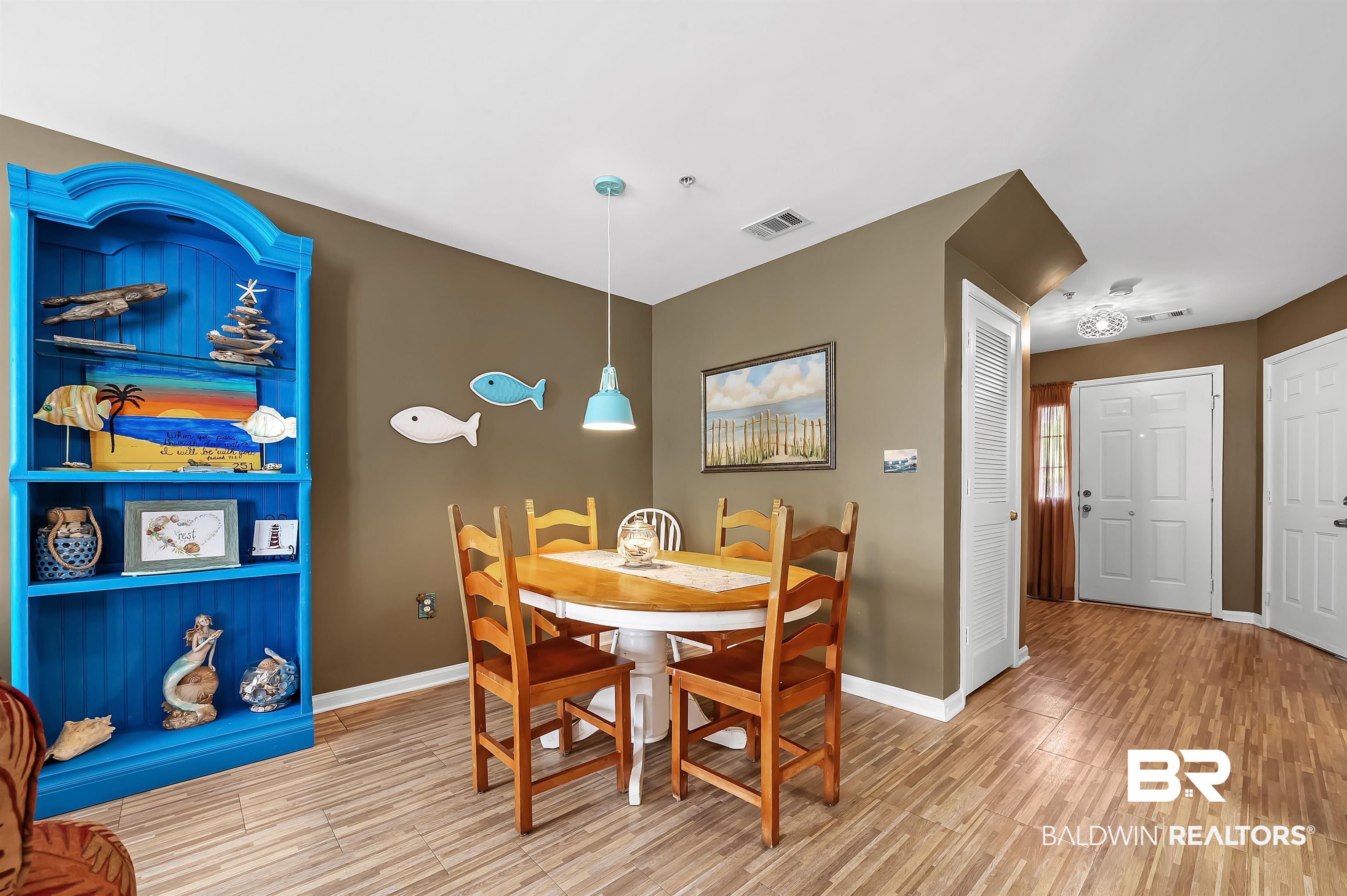 1517 Regency Road 72