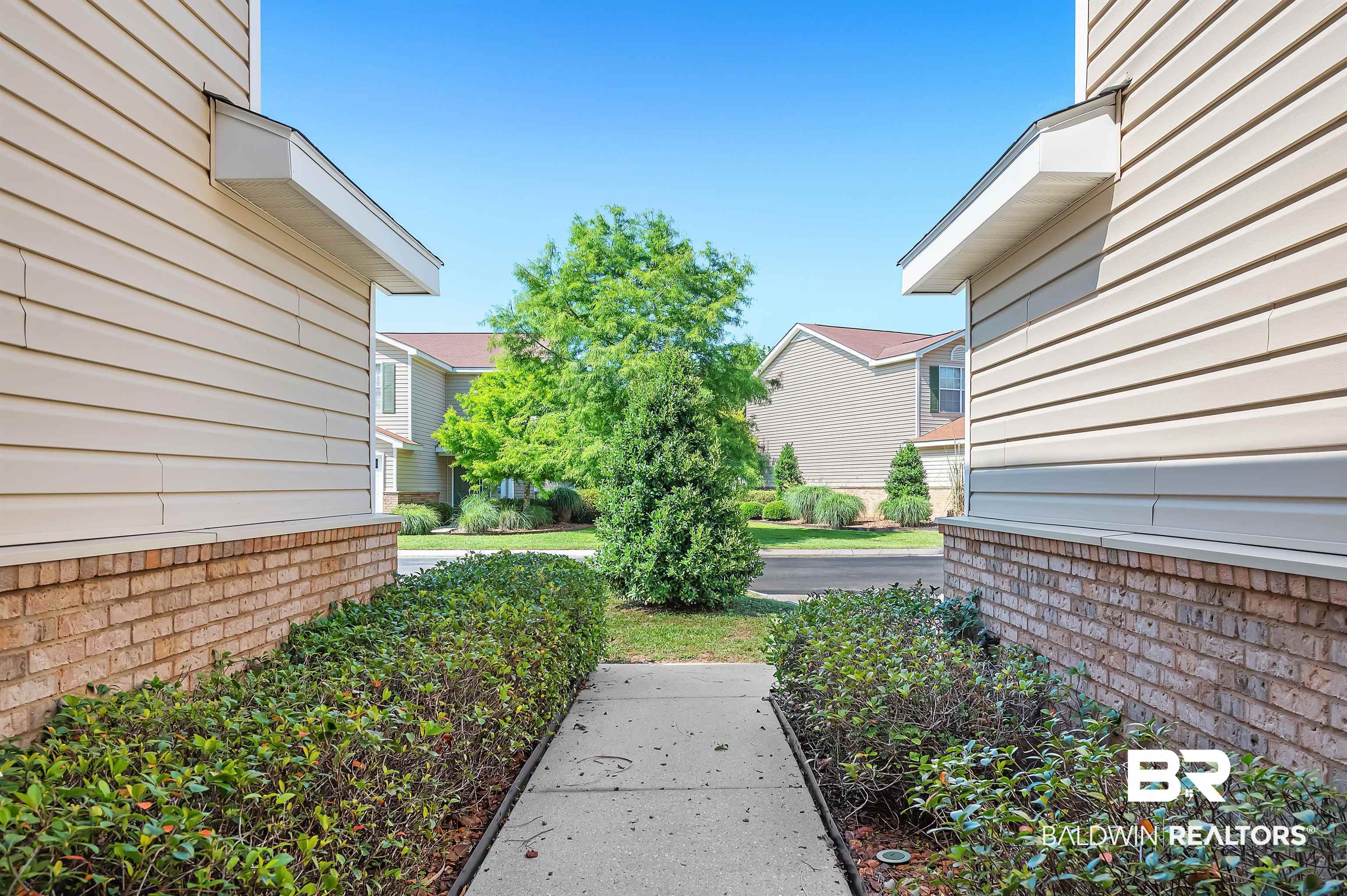1517 Regency Road 72