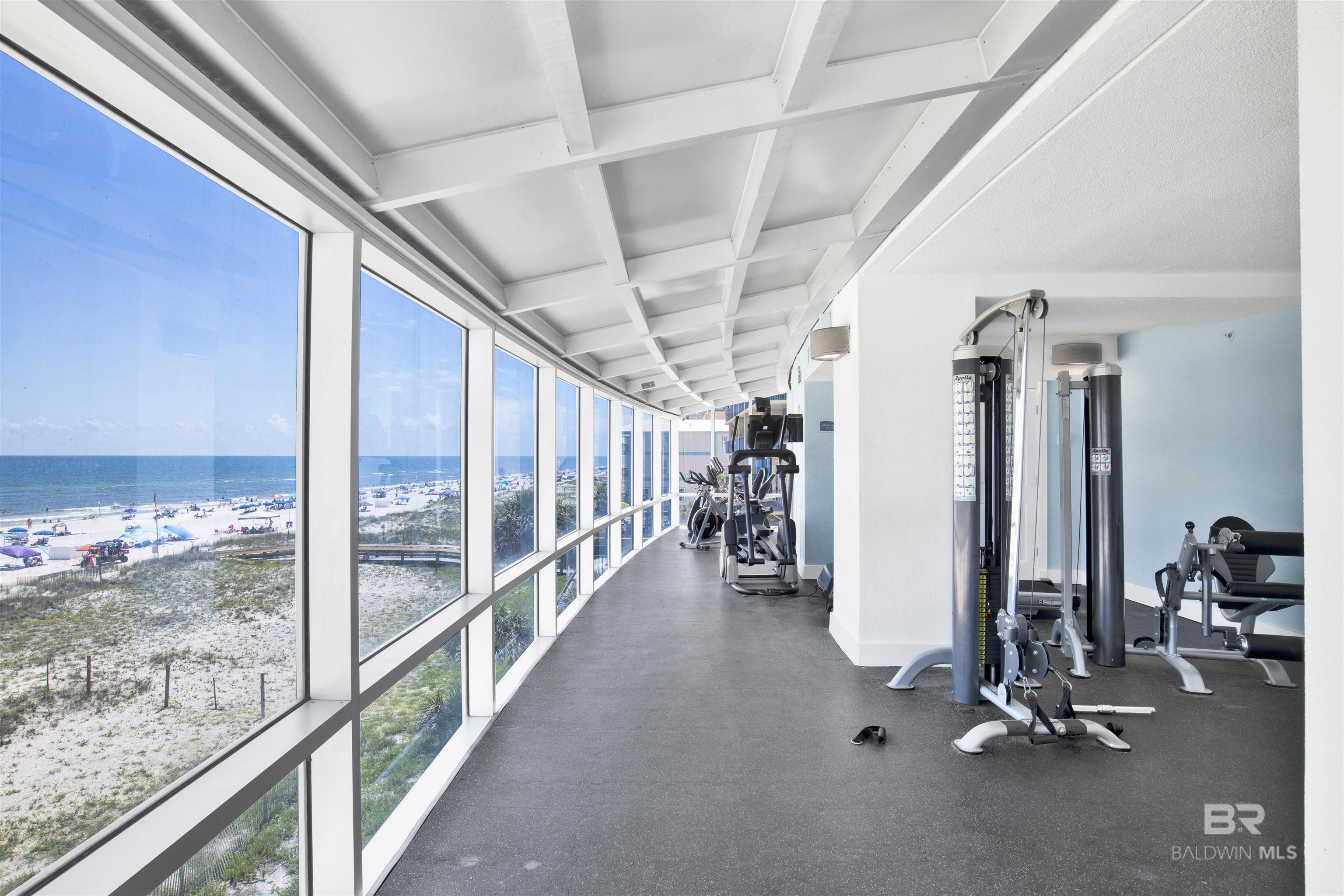 521 W Beach Boulevard 1503