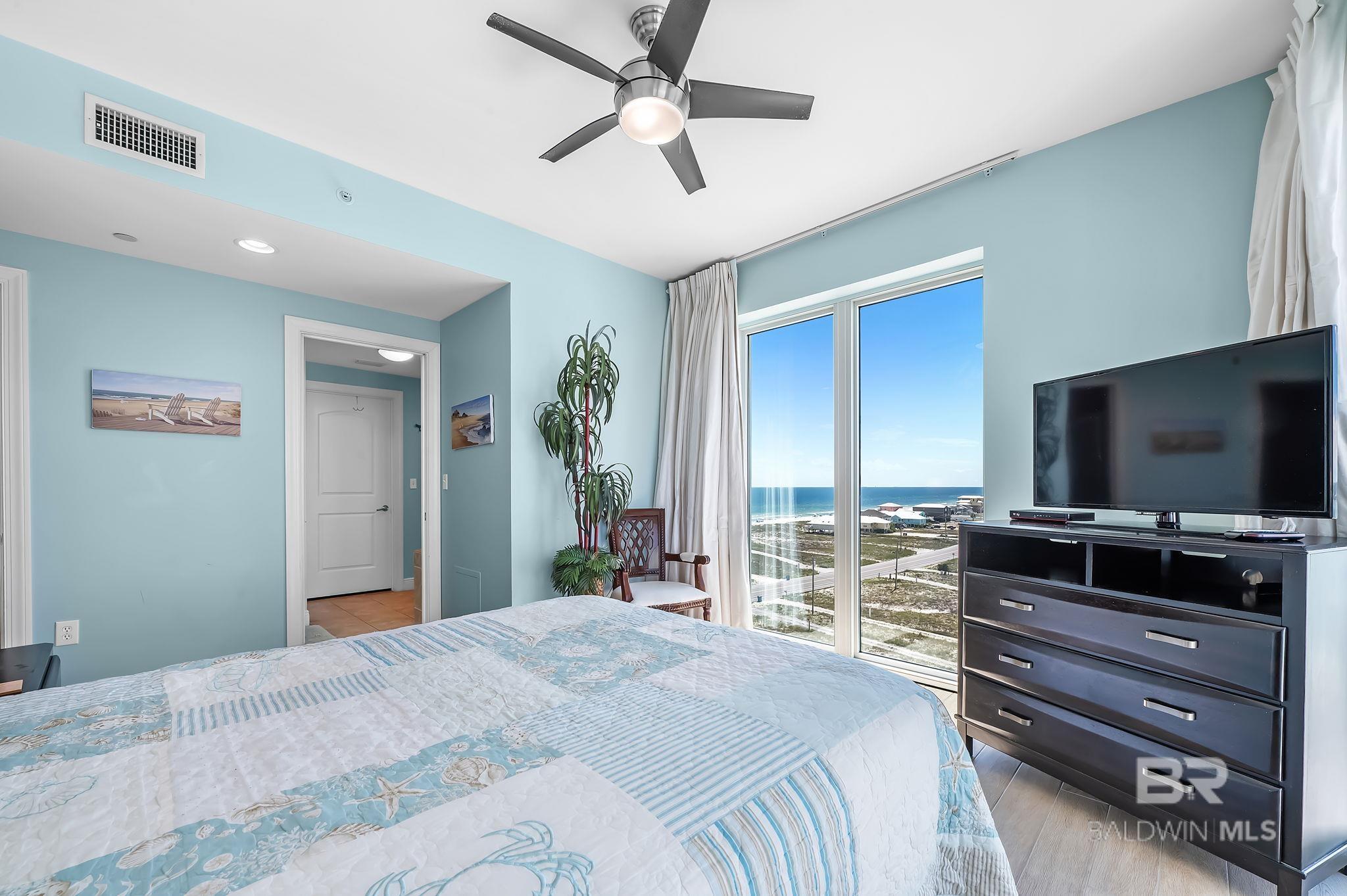 2000 W Beach Boulevard 801