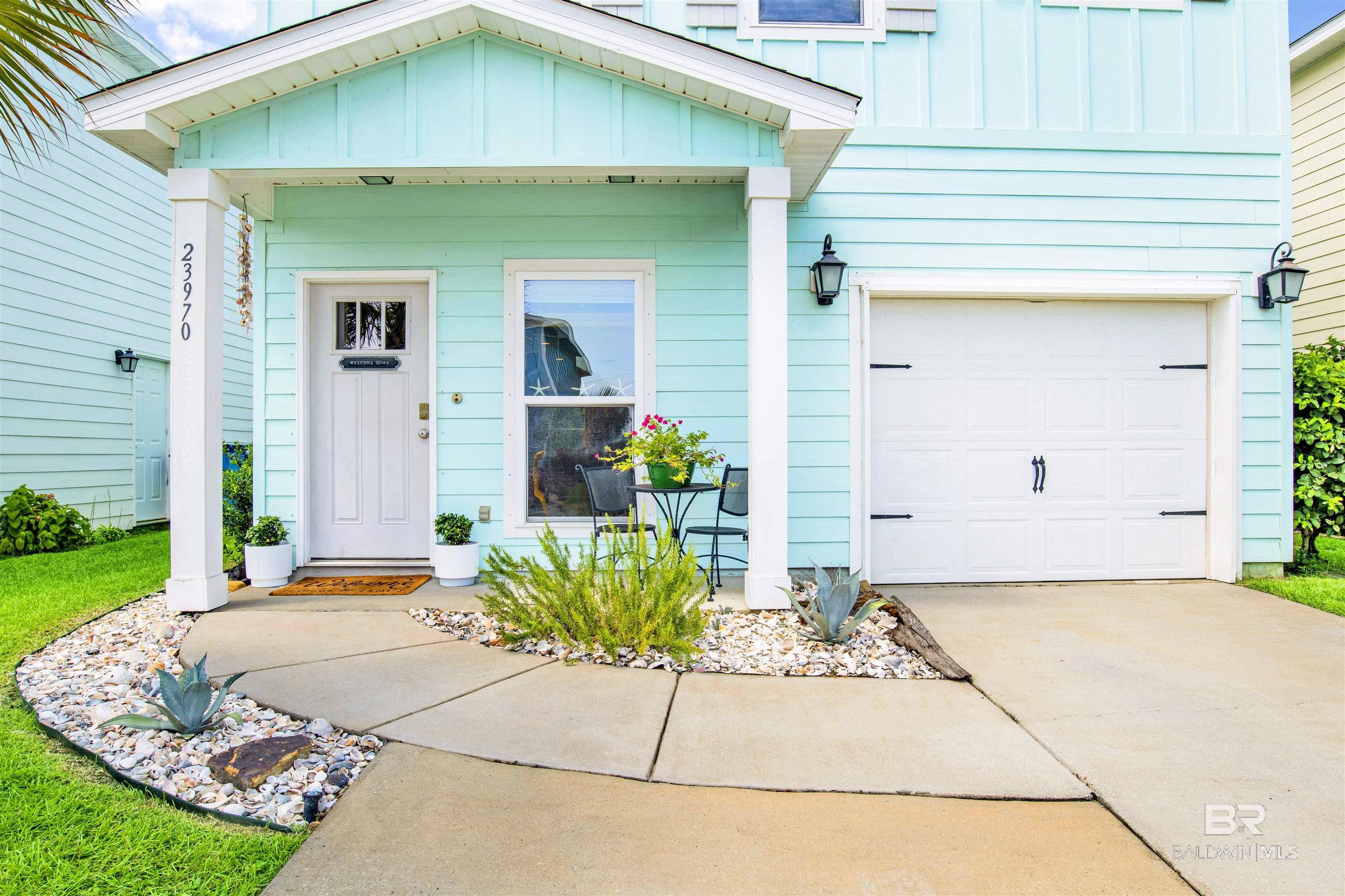 23970 Cottage Loop