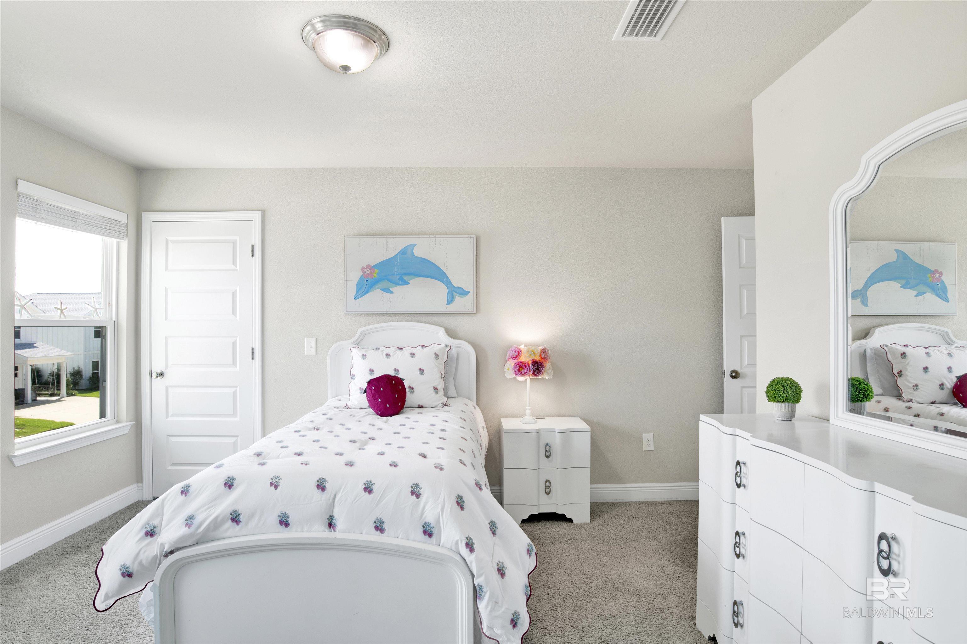 23970 Cottage Loop