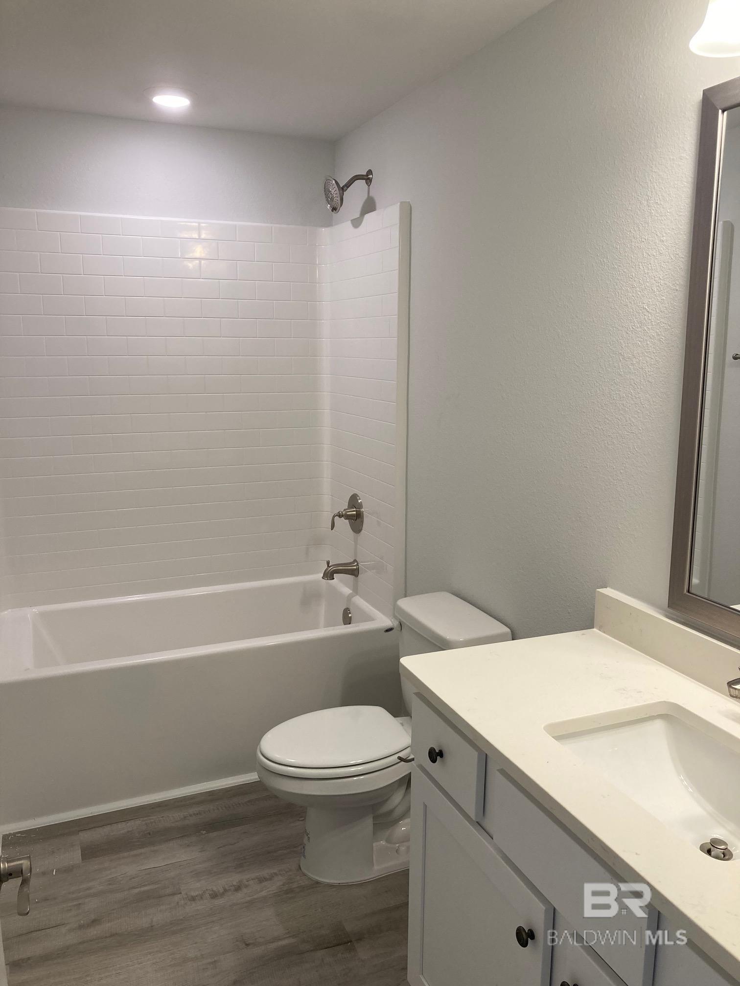 1535 Colony Parke Drive