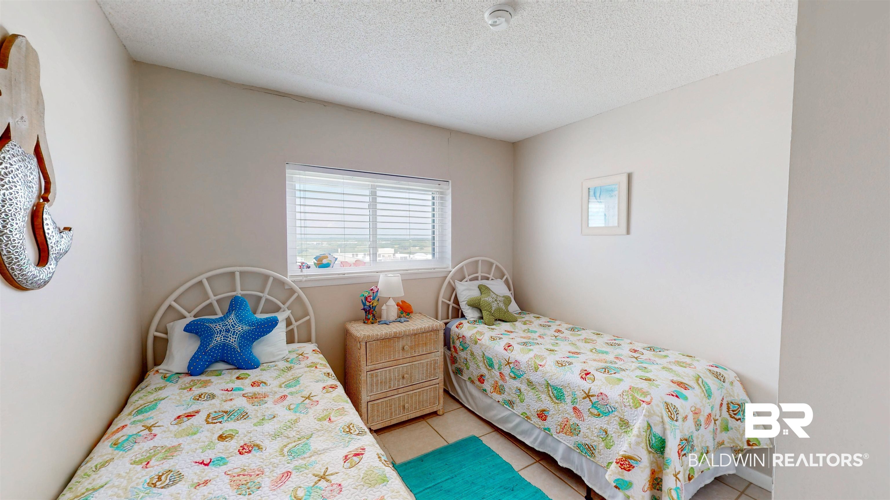 375 Plantation Road 5812
