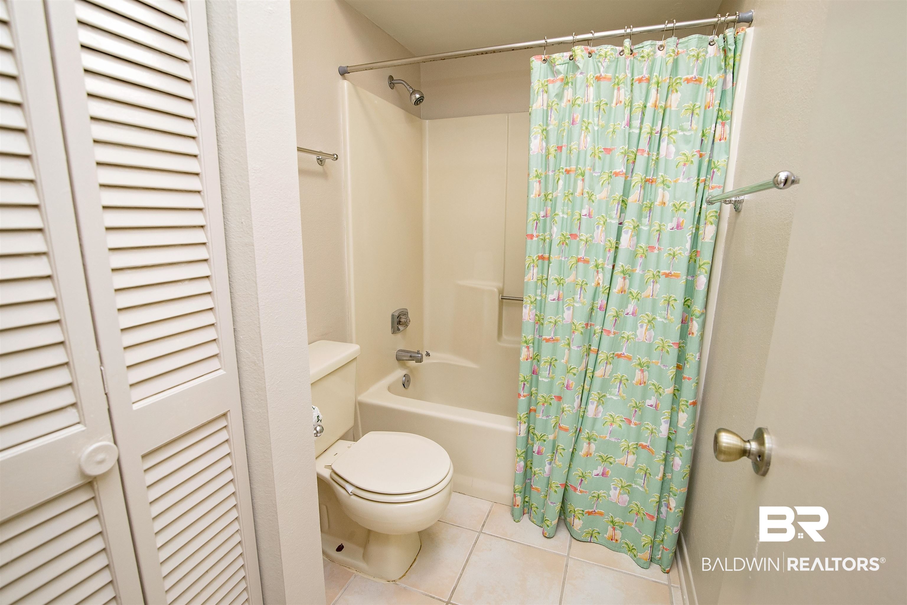 317 E Beach Boulevard 104B