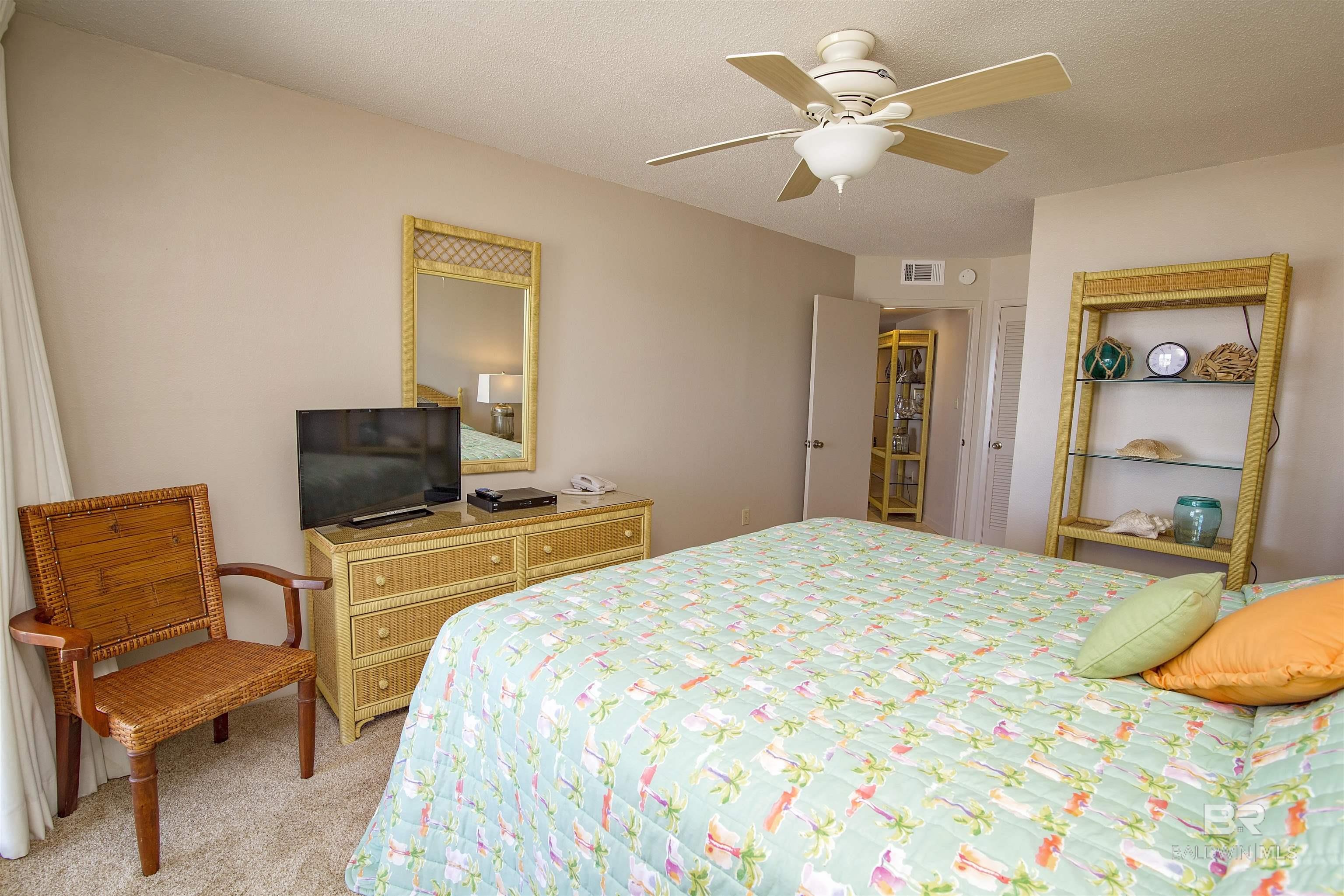 317 E Beach Boulevard 104B