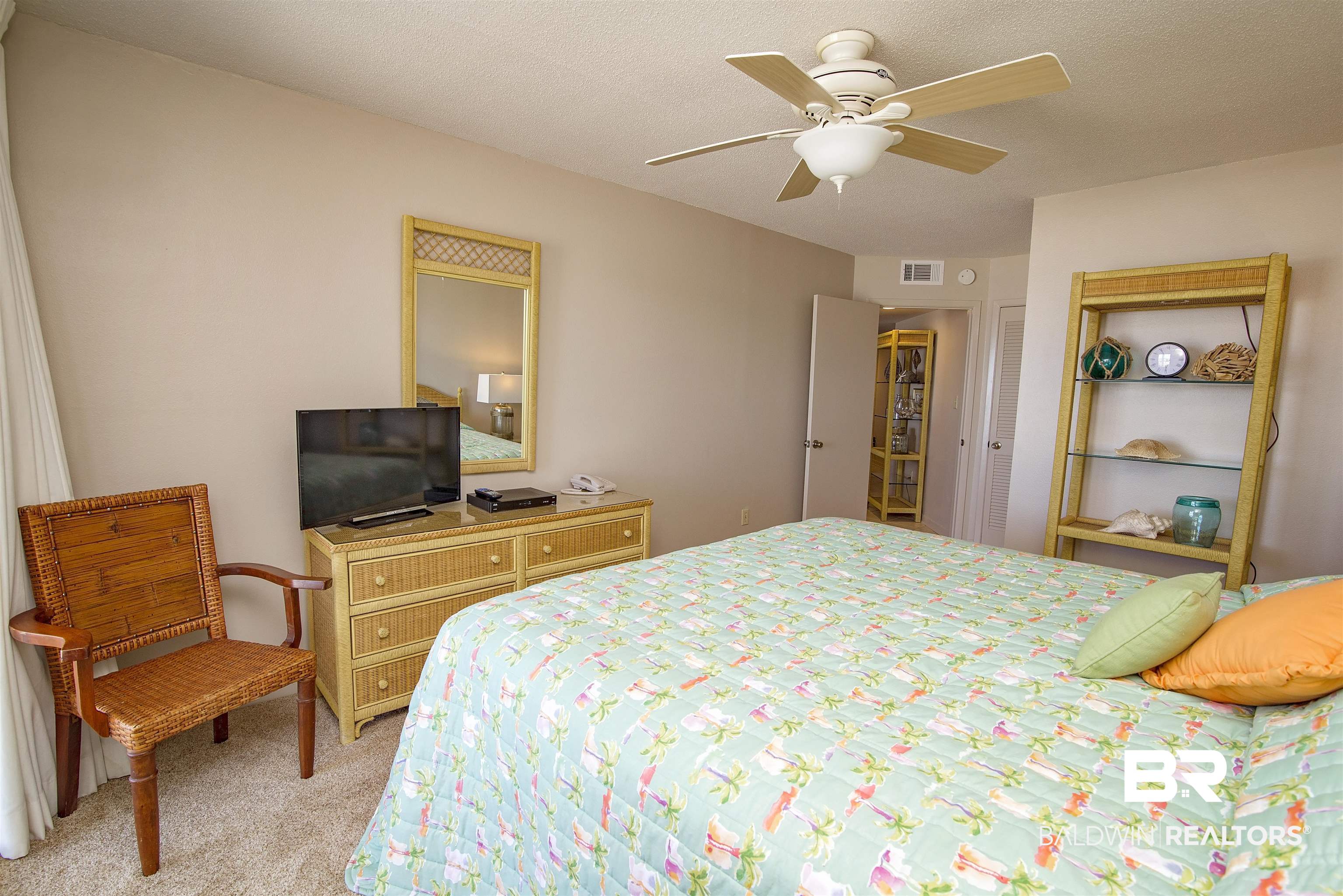 317 E Beach Boulevard 104B
