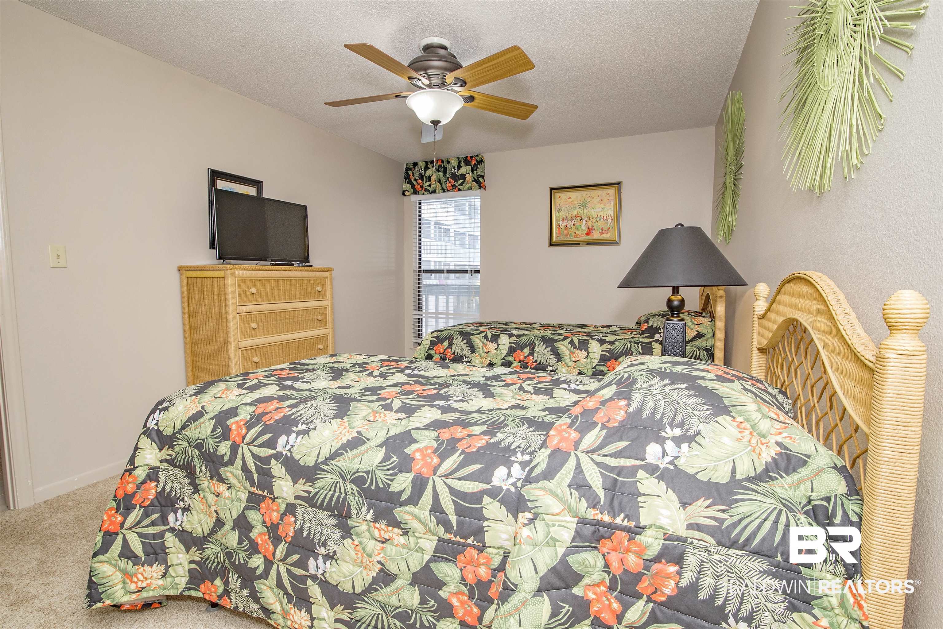 317 E Beach Boulevard 104B