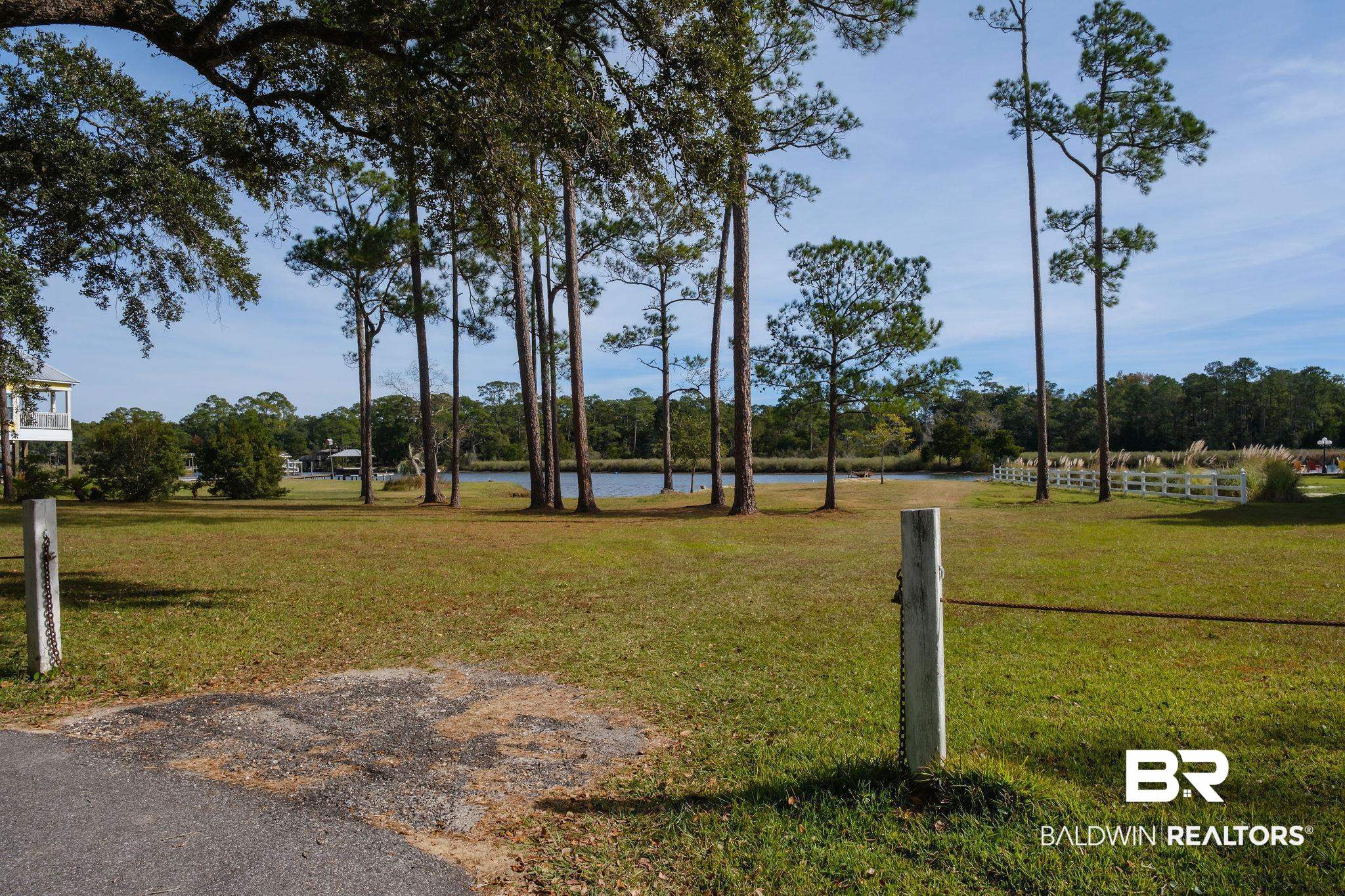 6895 Piney Woods Road