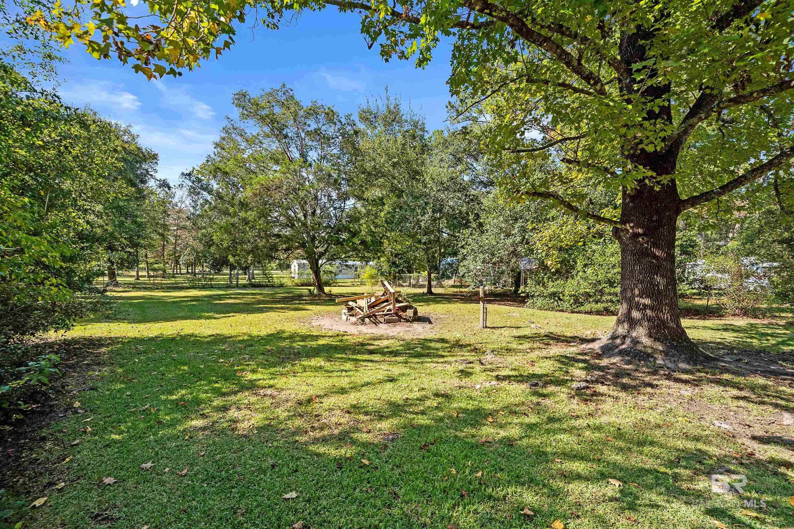 6895 Piney Woods Road