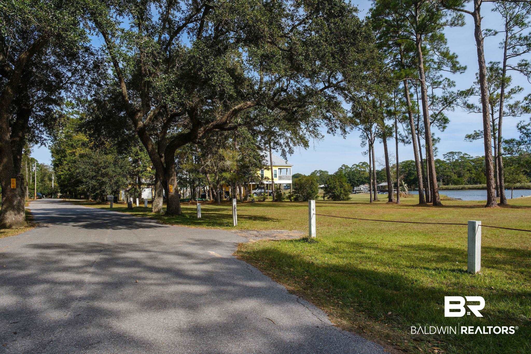 6895 Piney Woods Road