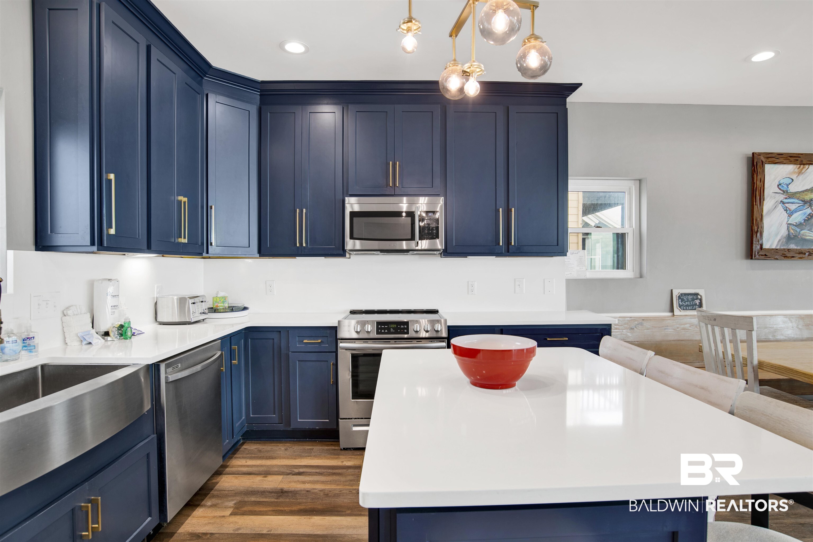 6894 Beach Shore Drive