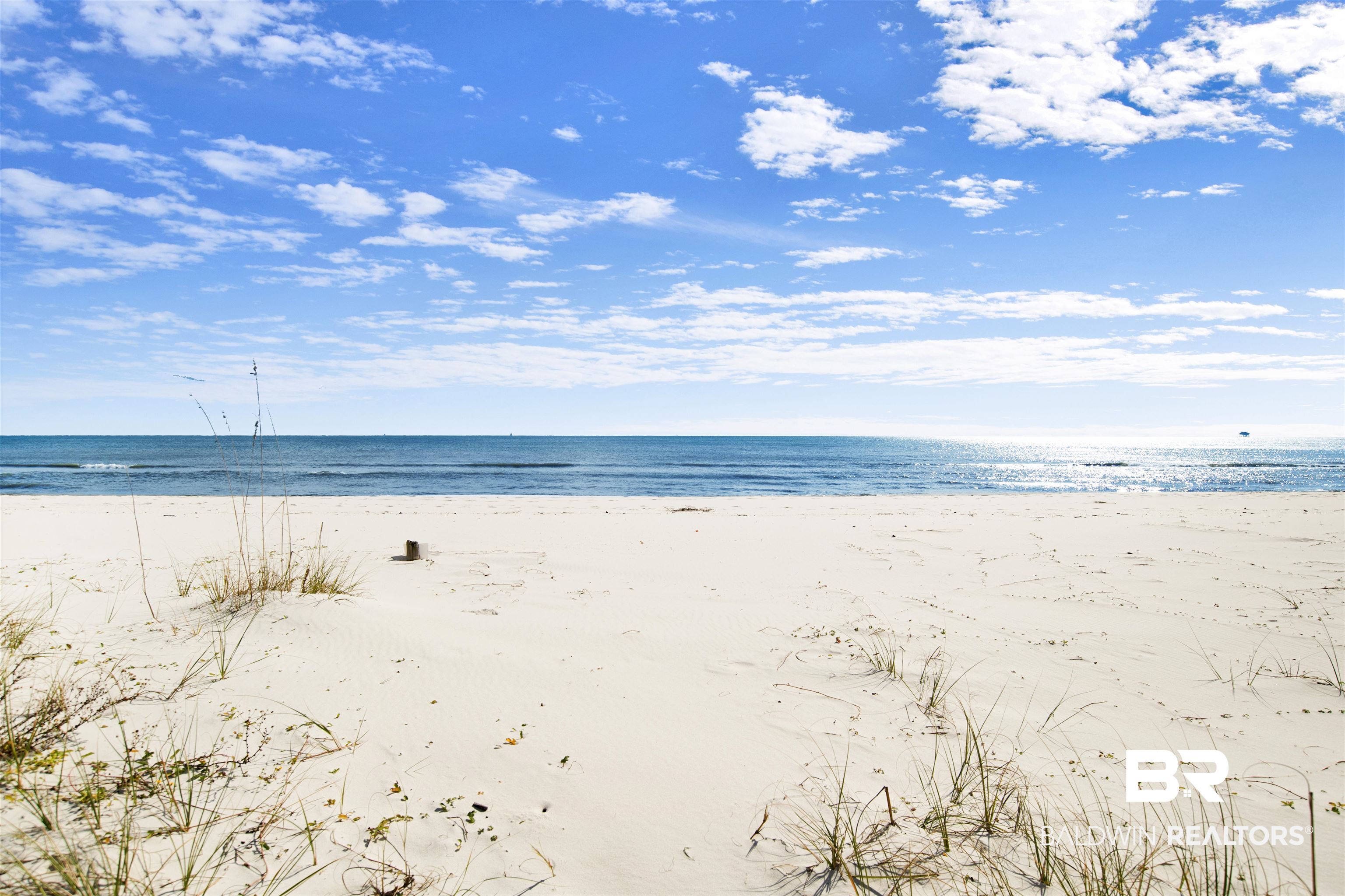 6894 Beach Shore Drive
