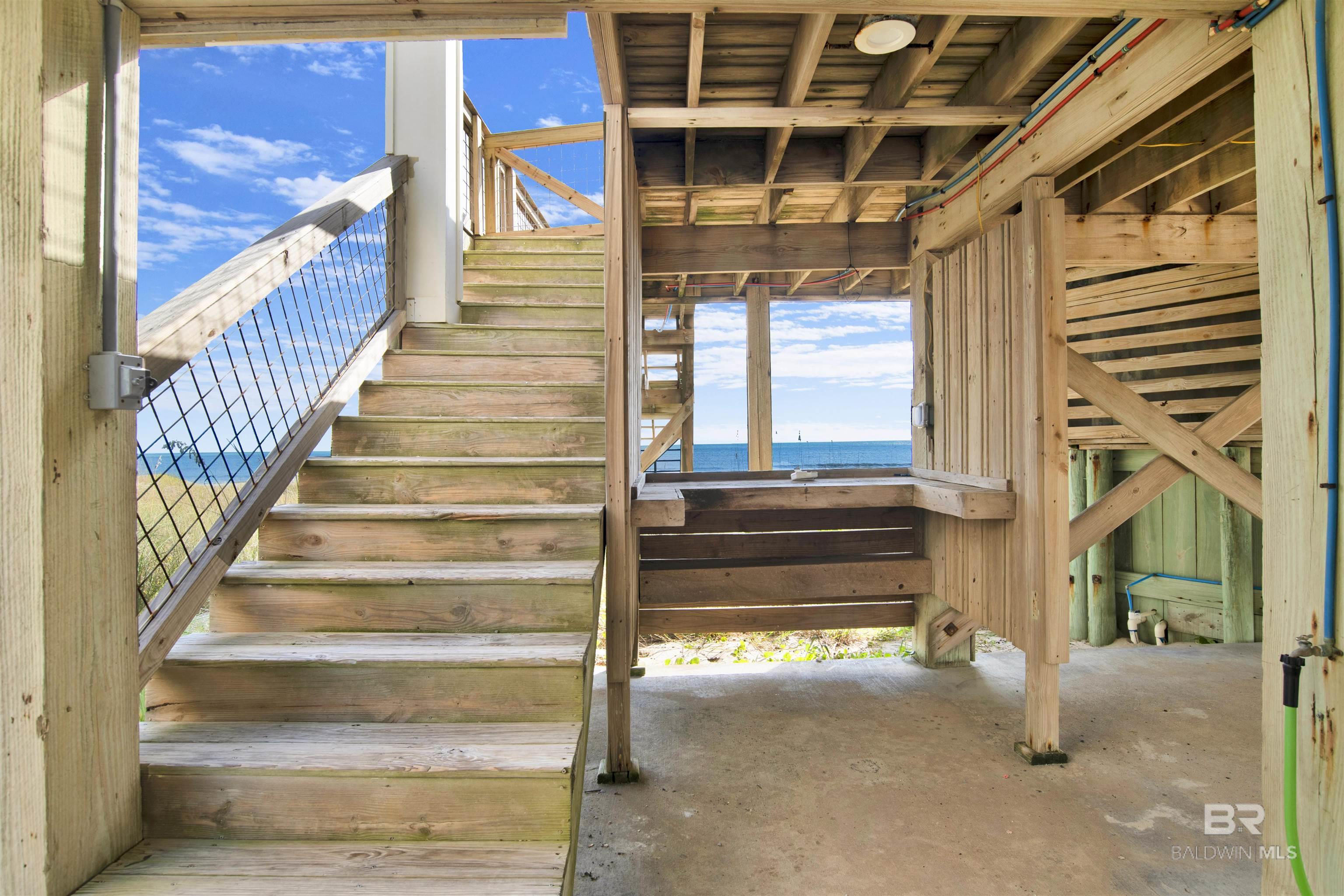 6894 Beach Shore Drive