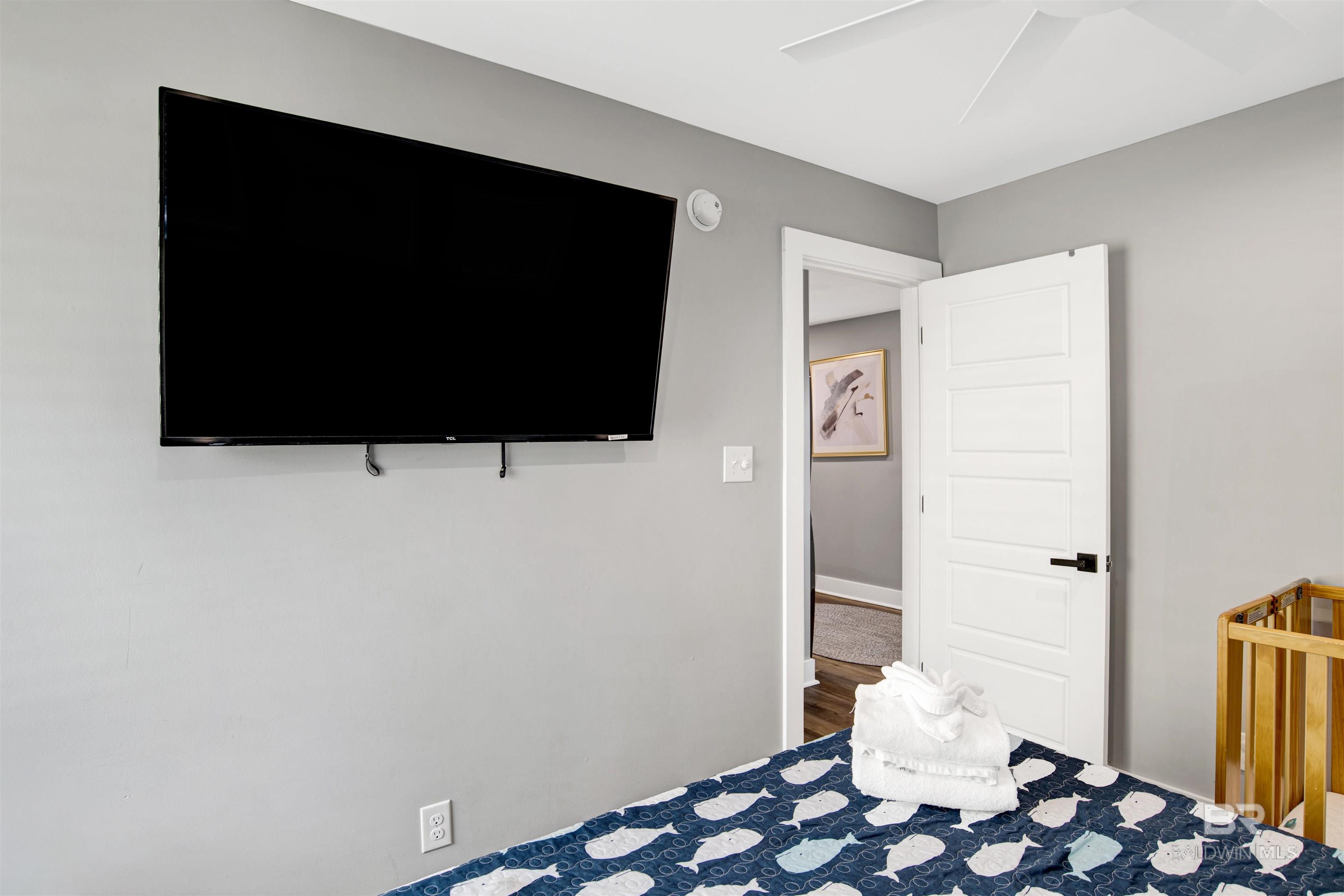 6894 Beach Shore Drive