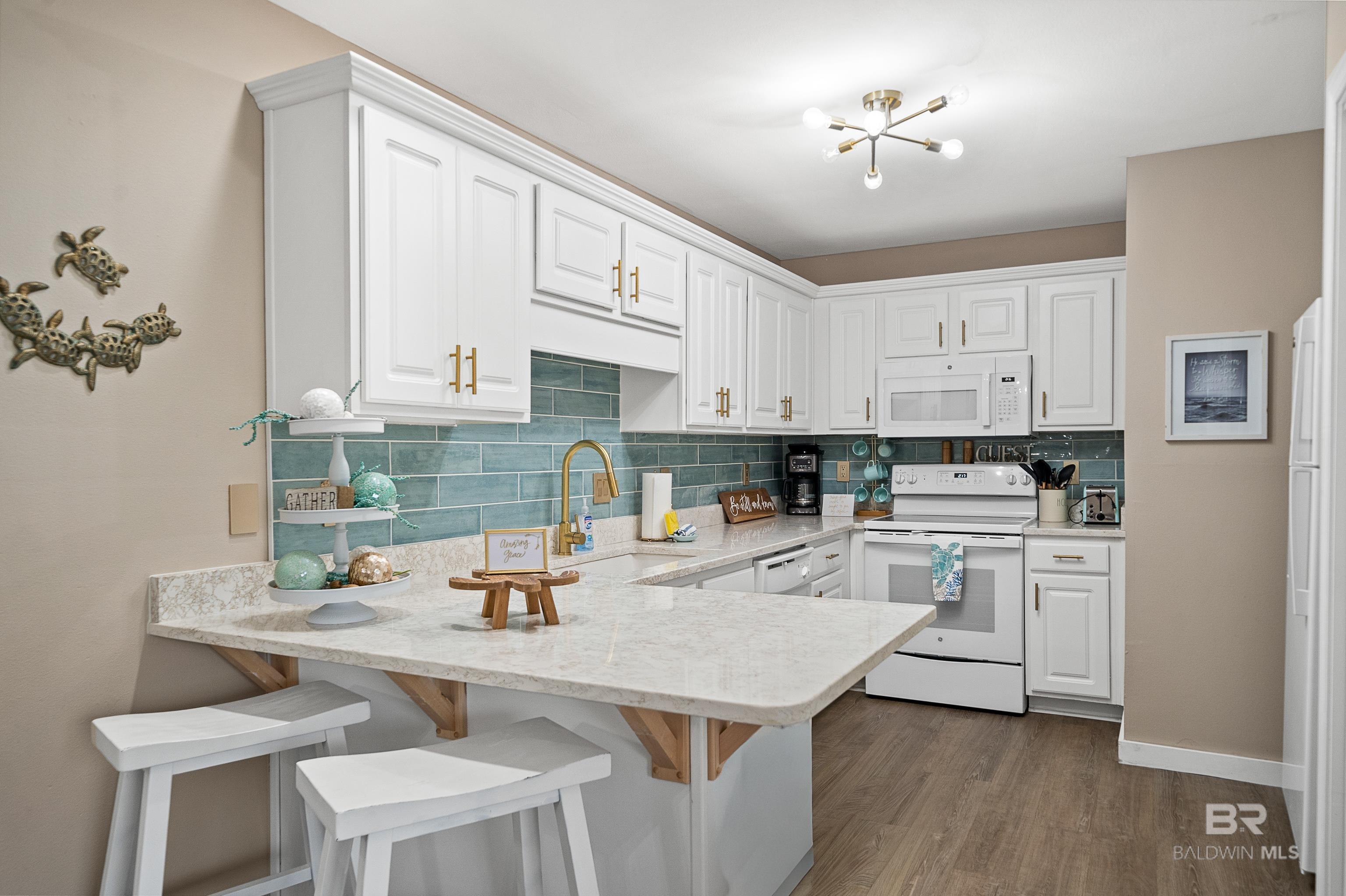 1477 W Lagoon Avenue 103