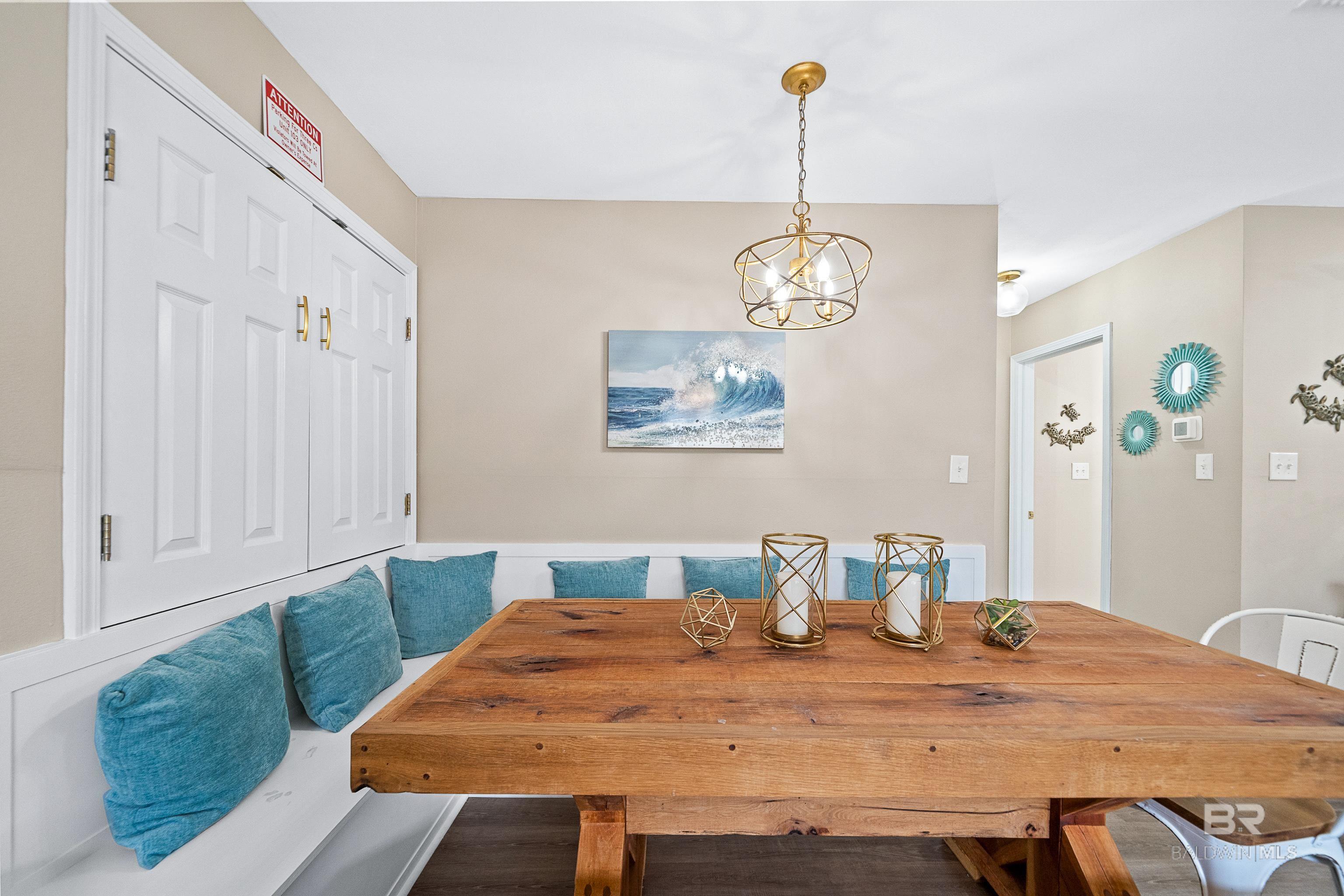 1477 W Lagoon Avenue 103