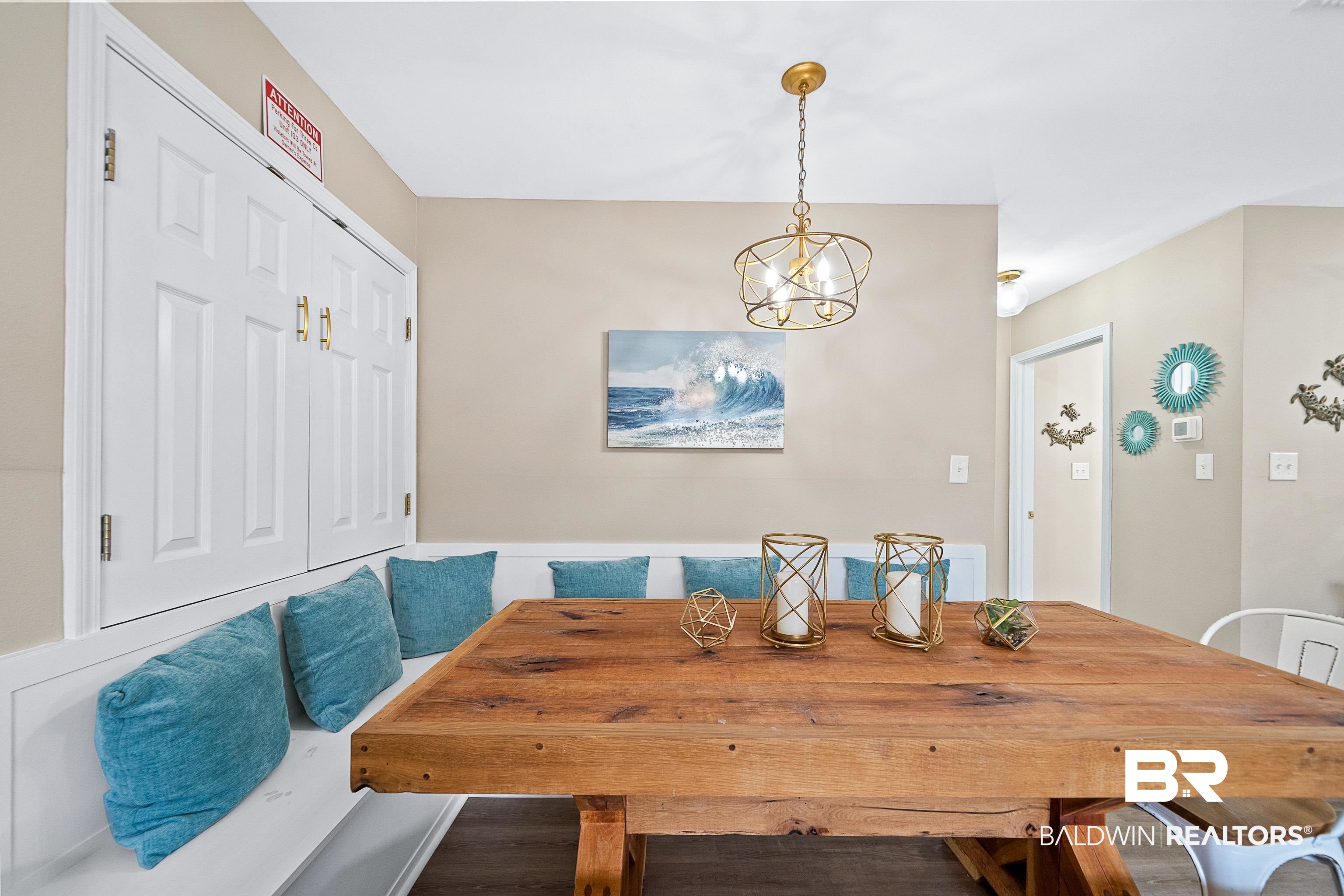 1477 W Lagoon Avenue 103