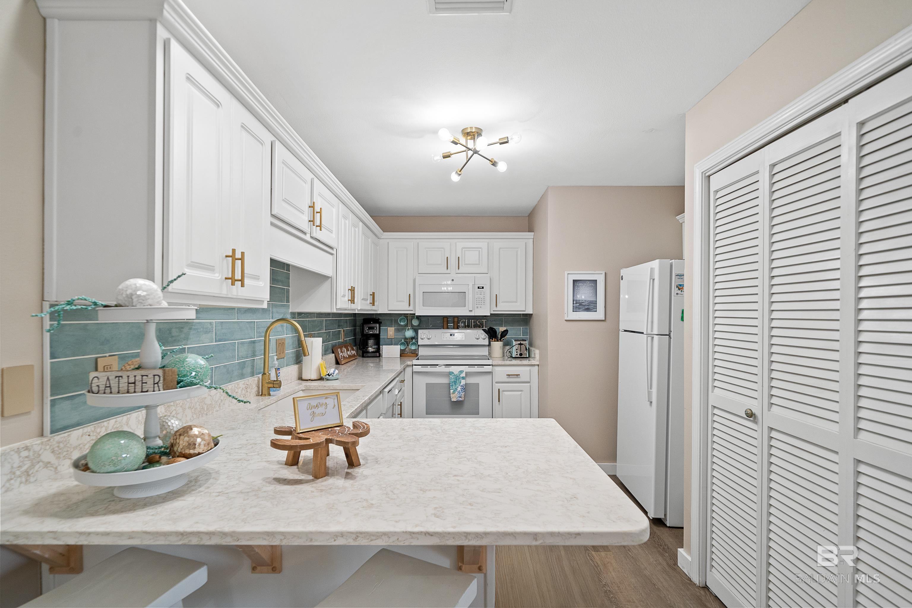 1477 W Lagoon Avenue 103