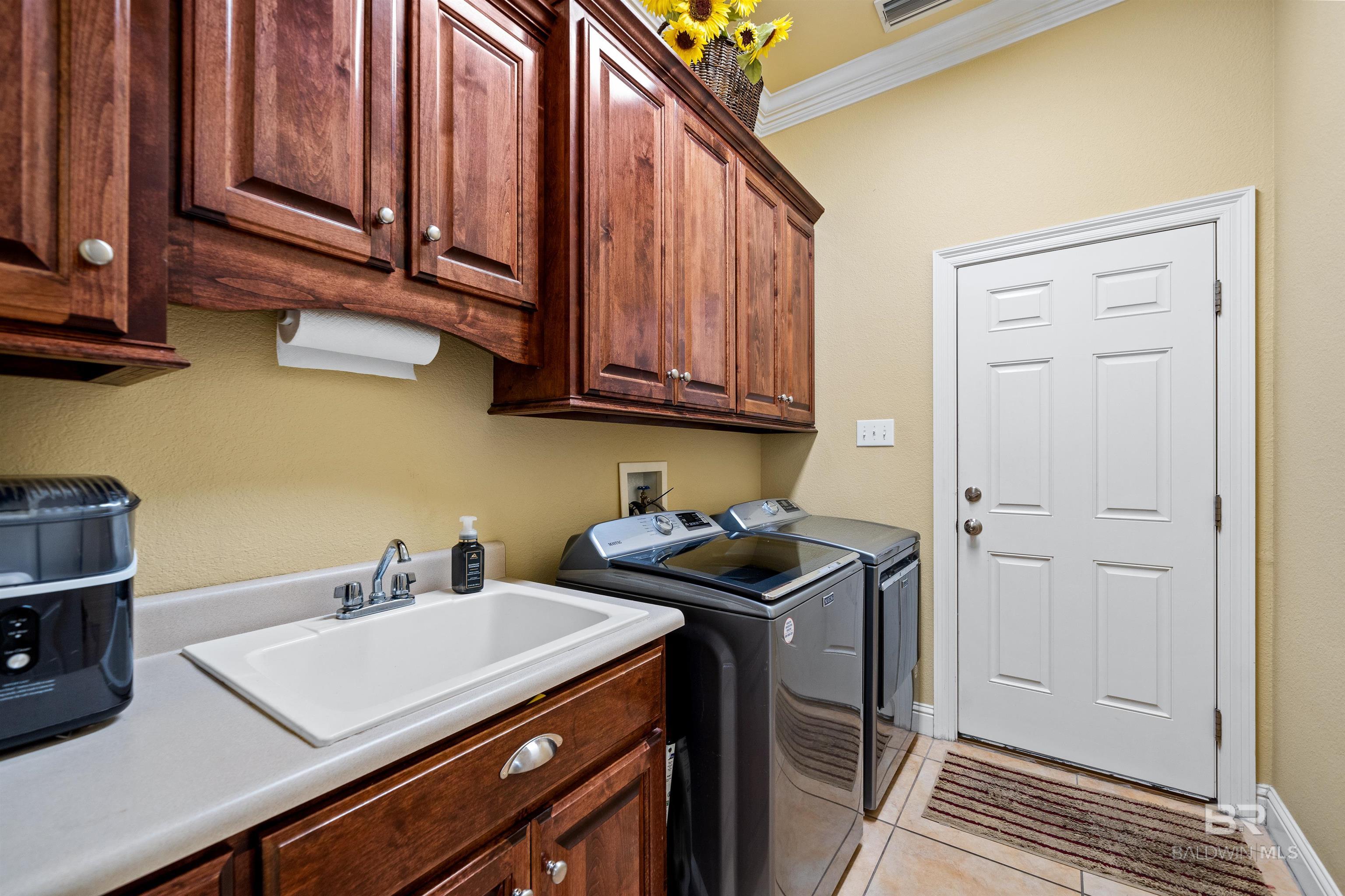 331 Peninsula Boulevard