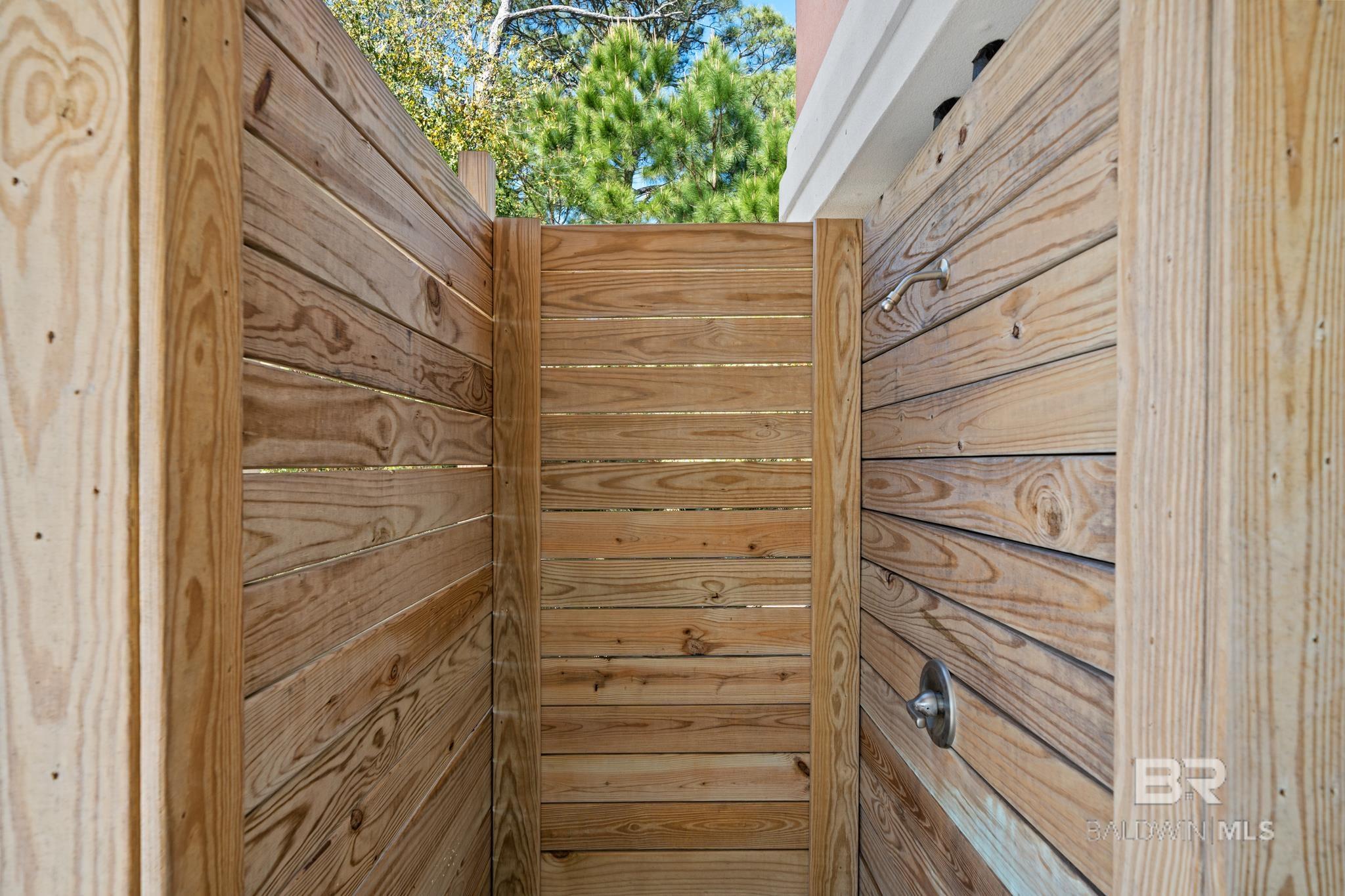 17050 Lagoon Winds Drive