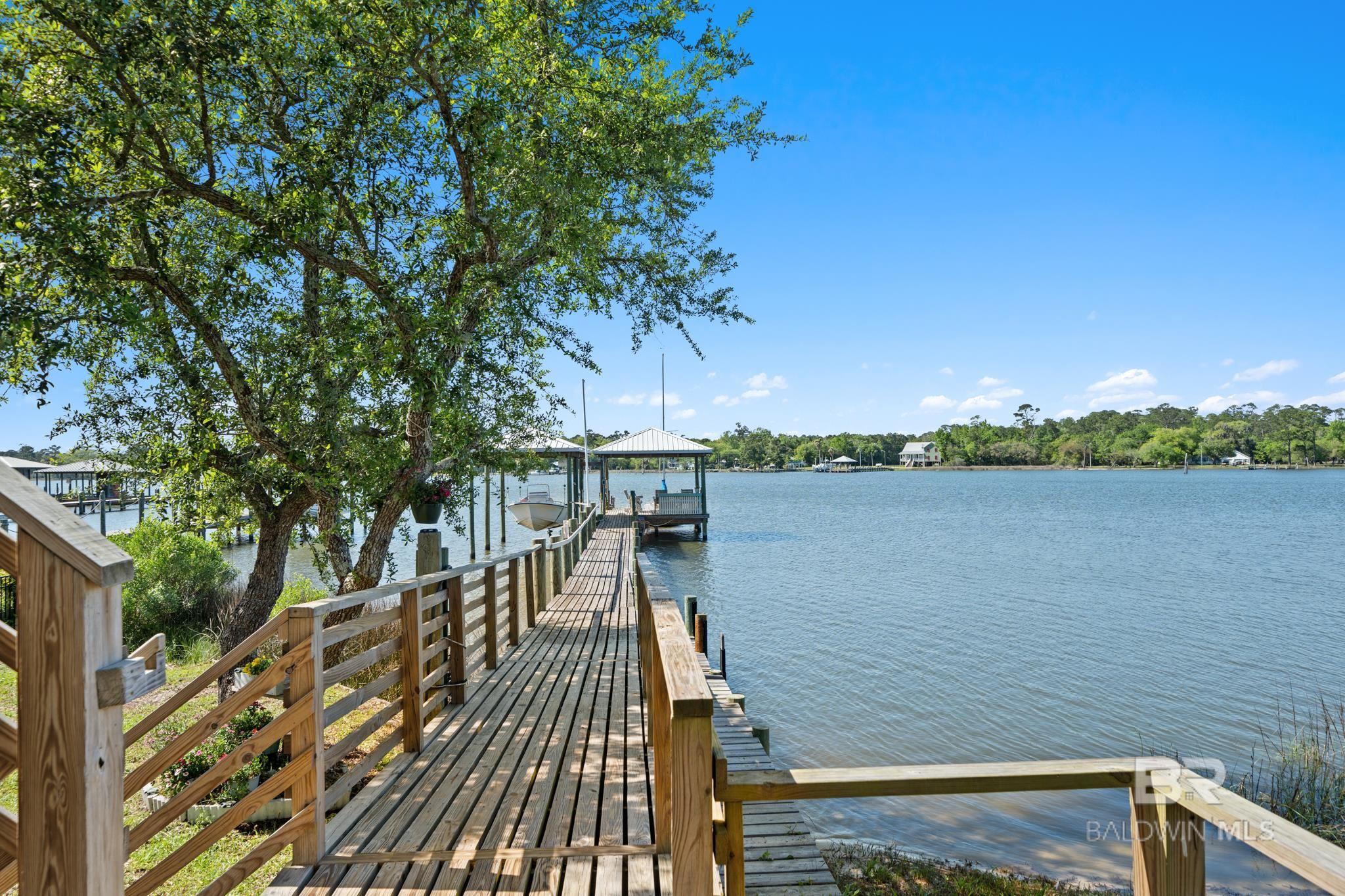 17117 Slash Pine Run