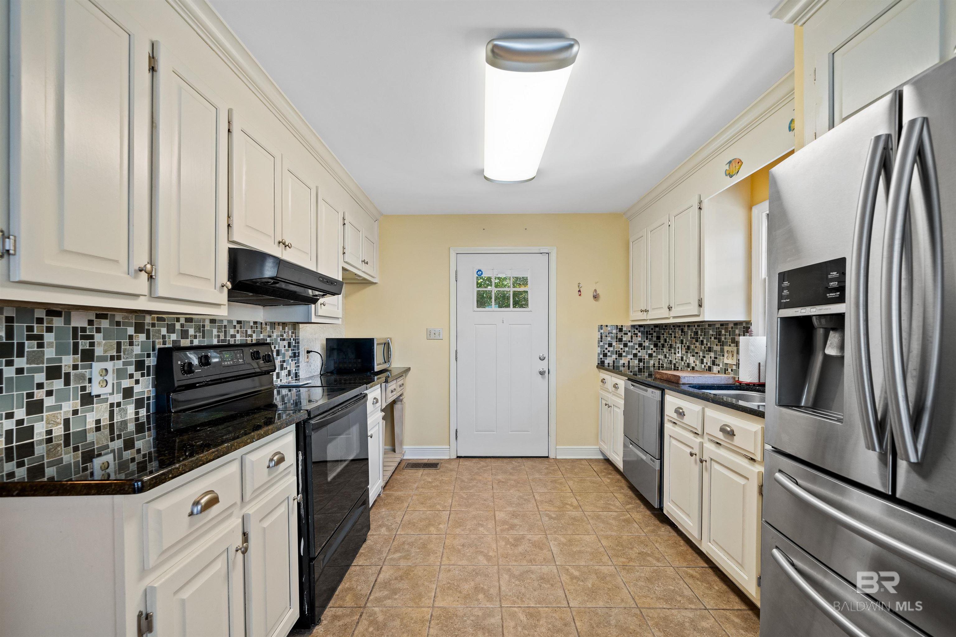 16820 Brigadoon Trail