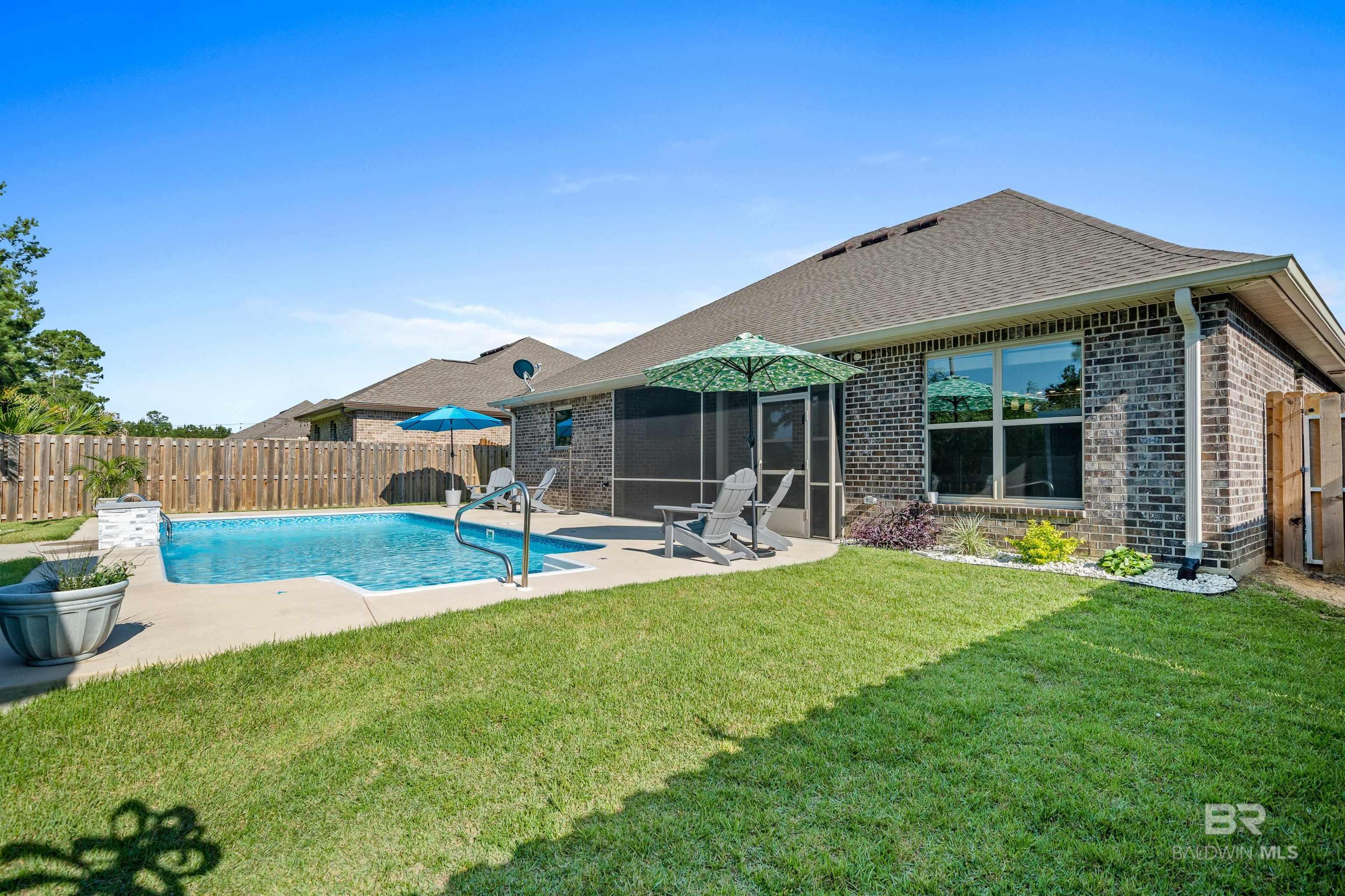 1013 Ruisseau Drive