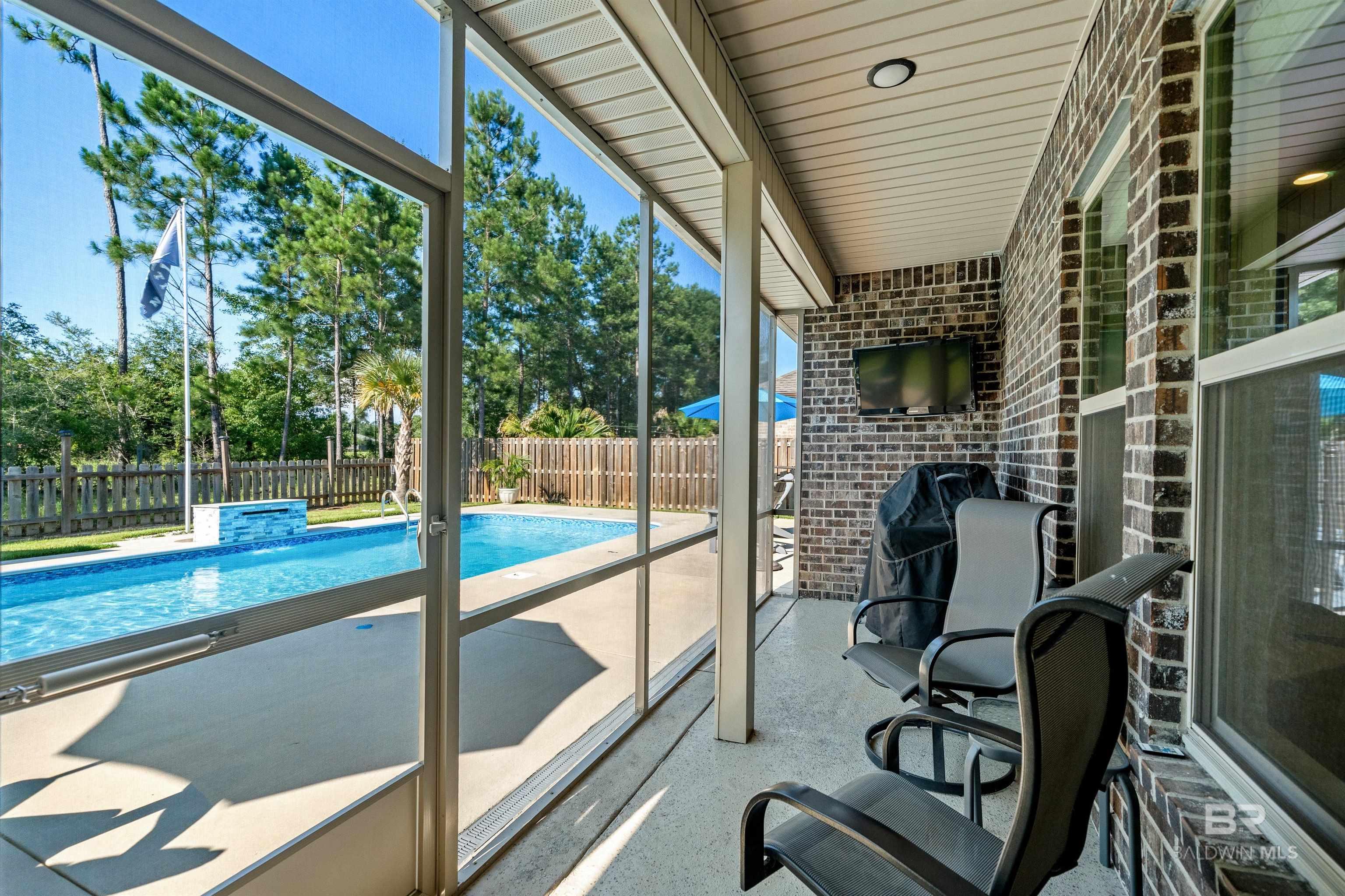1013 Ruisseau Drive