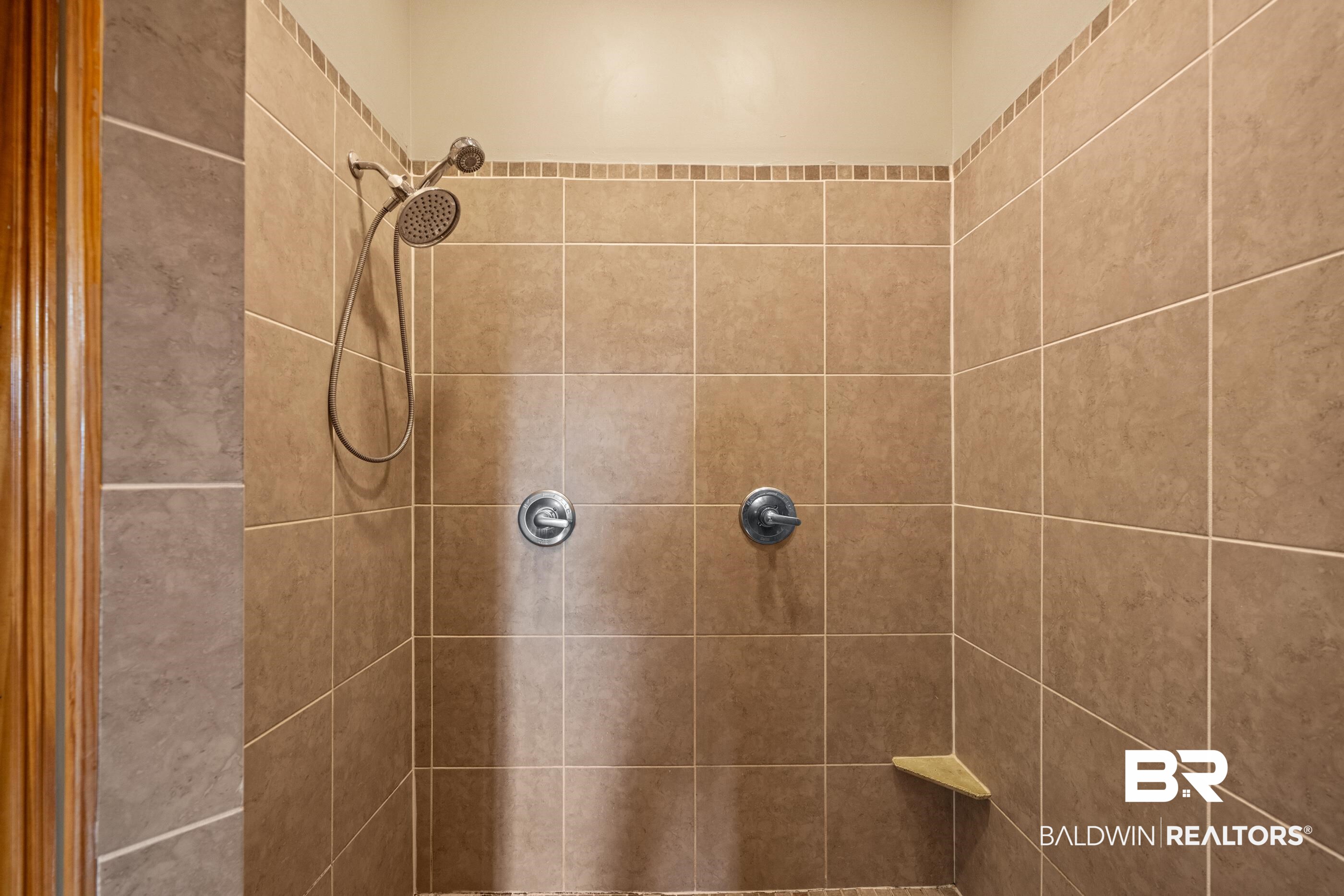 13897 Fish River Acres Circle