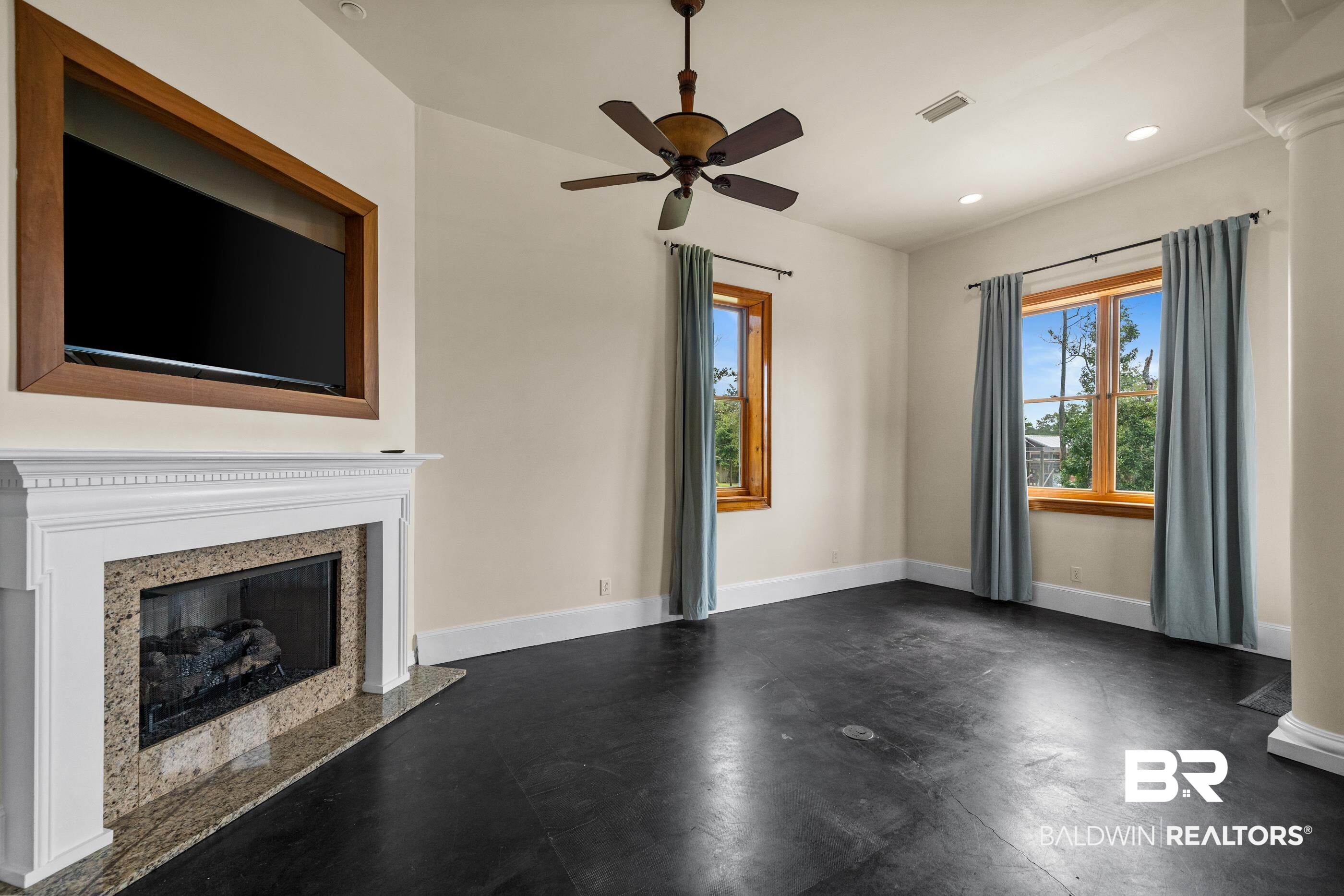 13897 Fish River Acres Circle