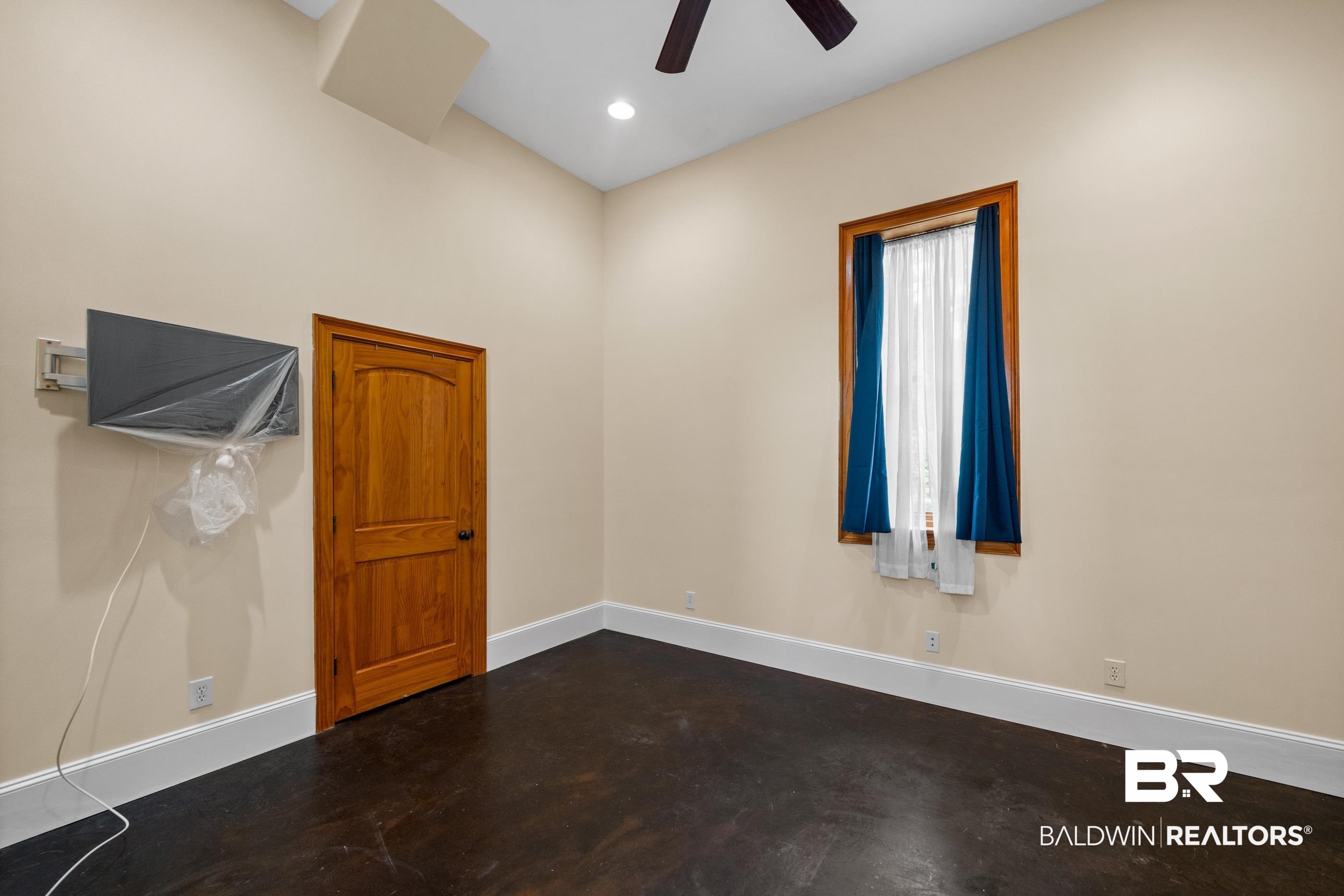13897 Fish River Acres Circle