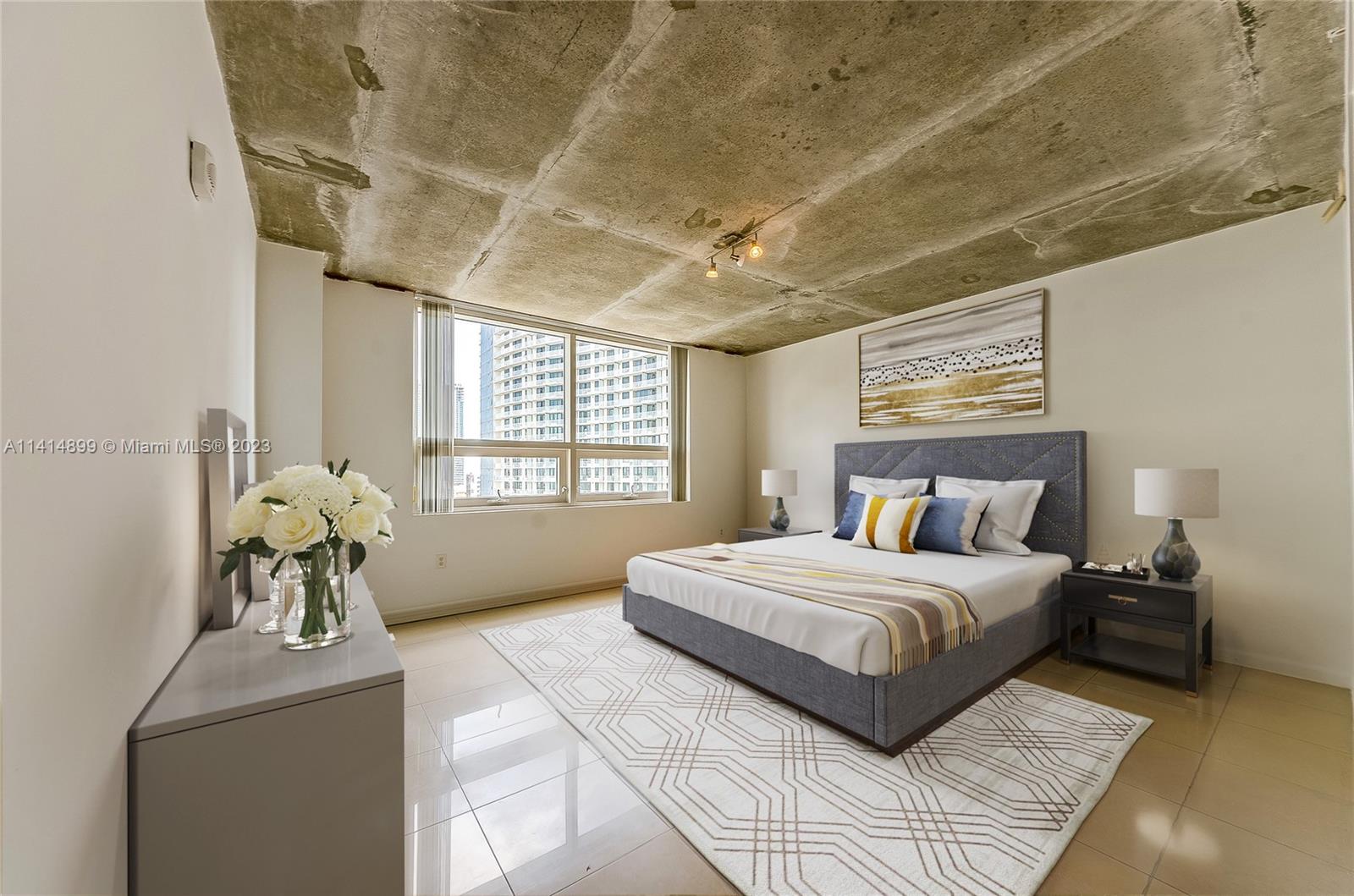 3250 NE 1st Ave # 715