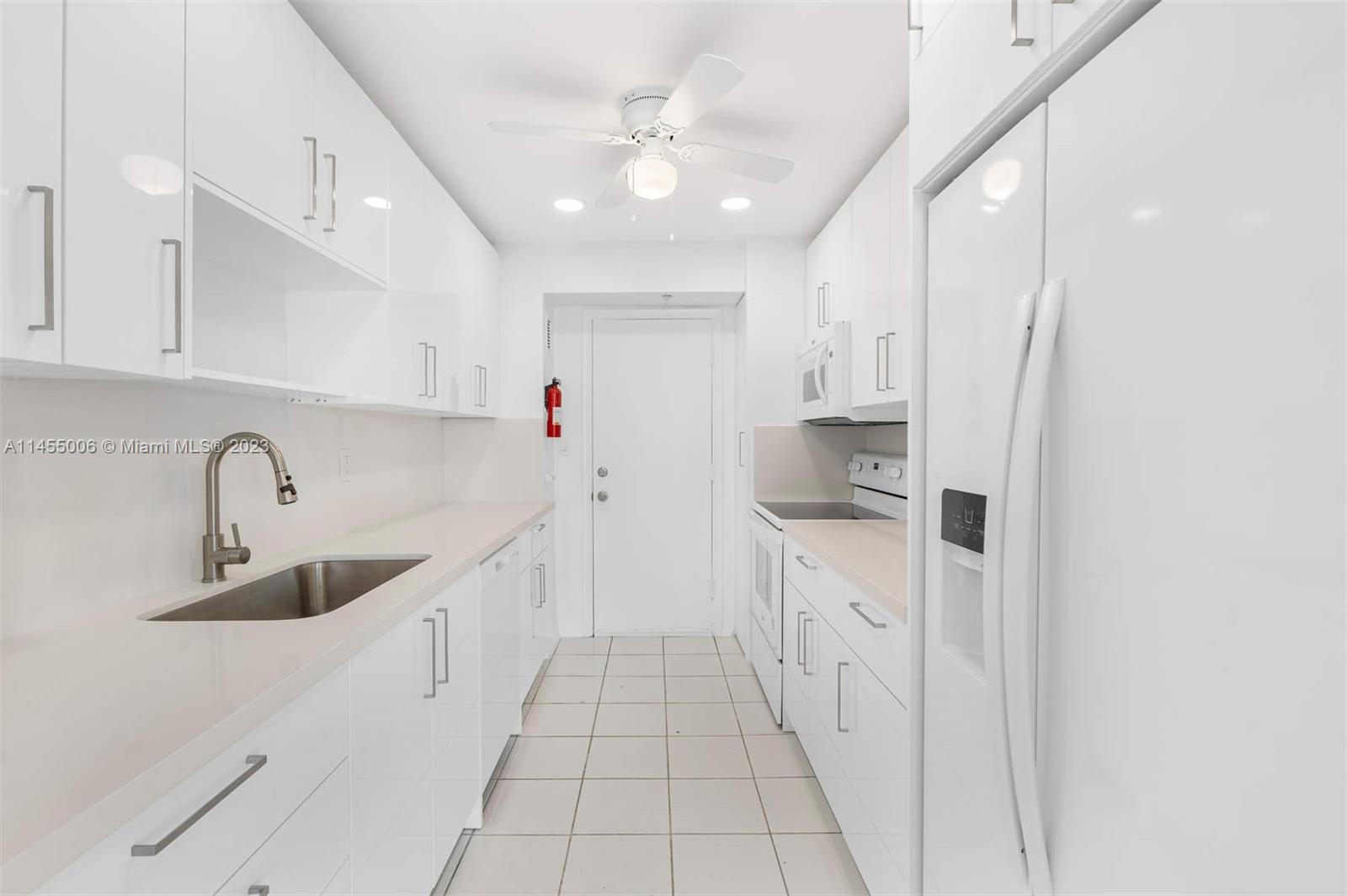 150 Ocean Lane Dr # 6A