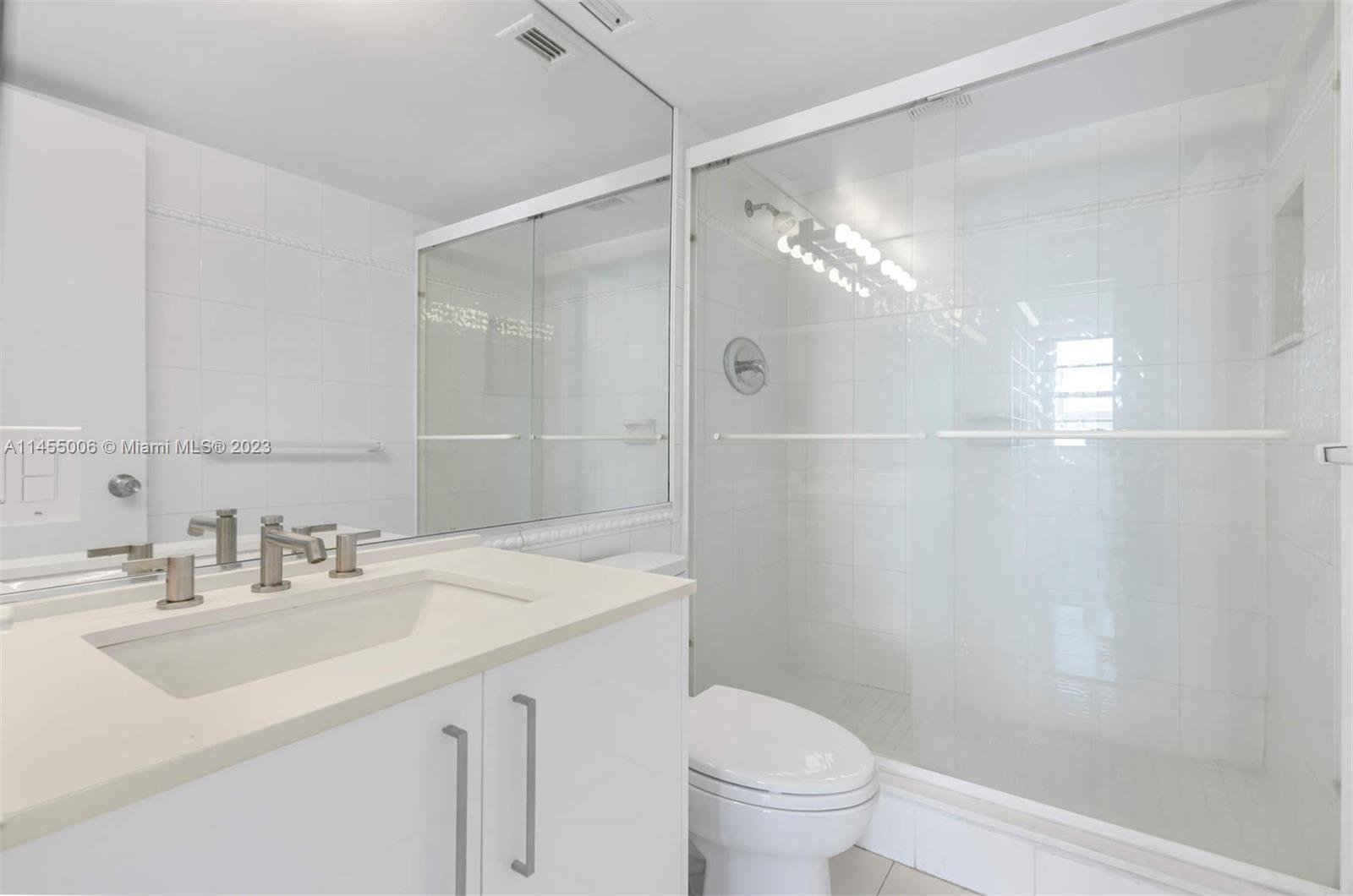 150 Ocean Lane Dr # 6A