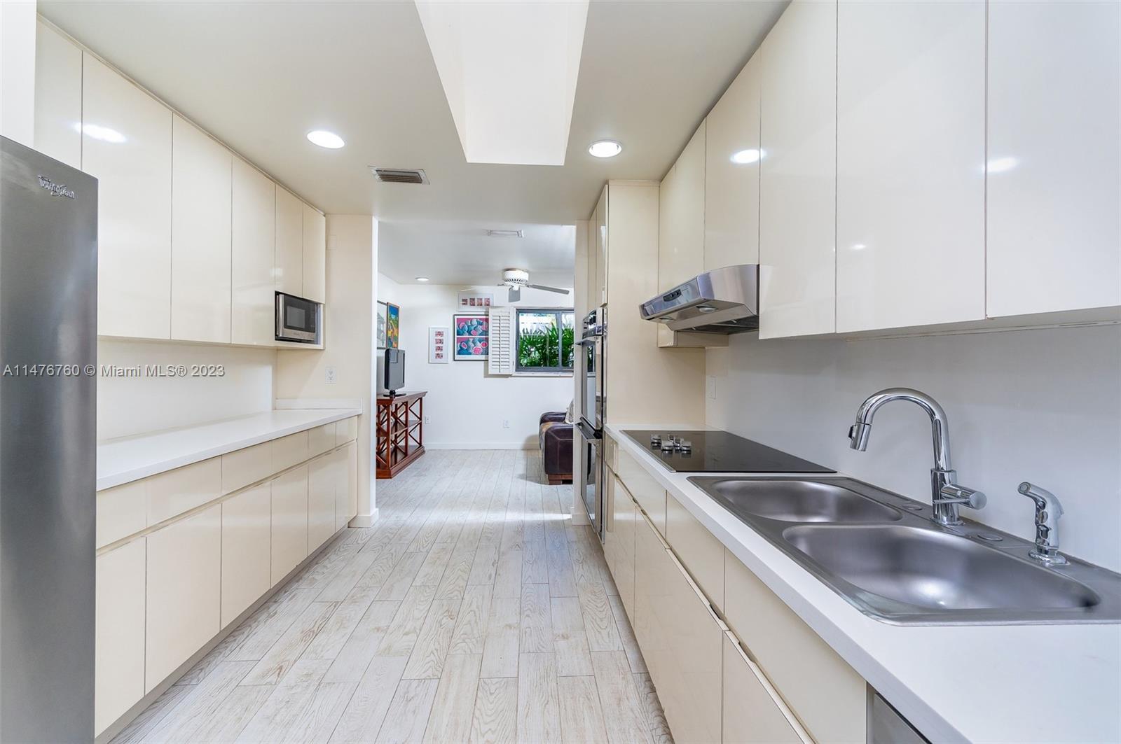 270 Cypress Dr