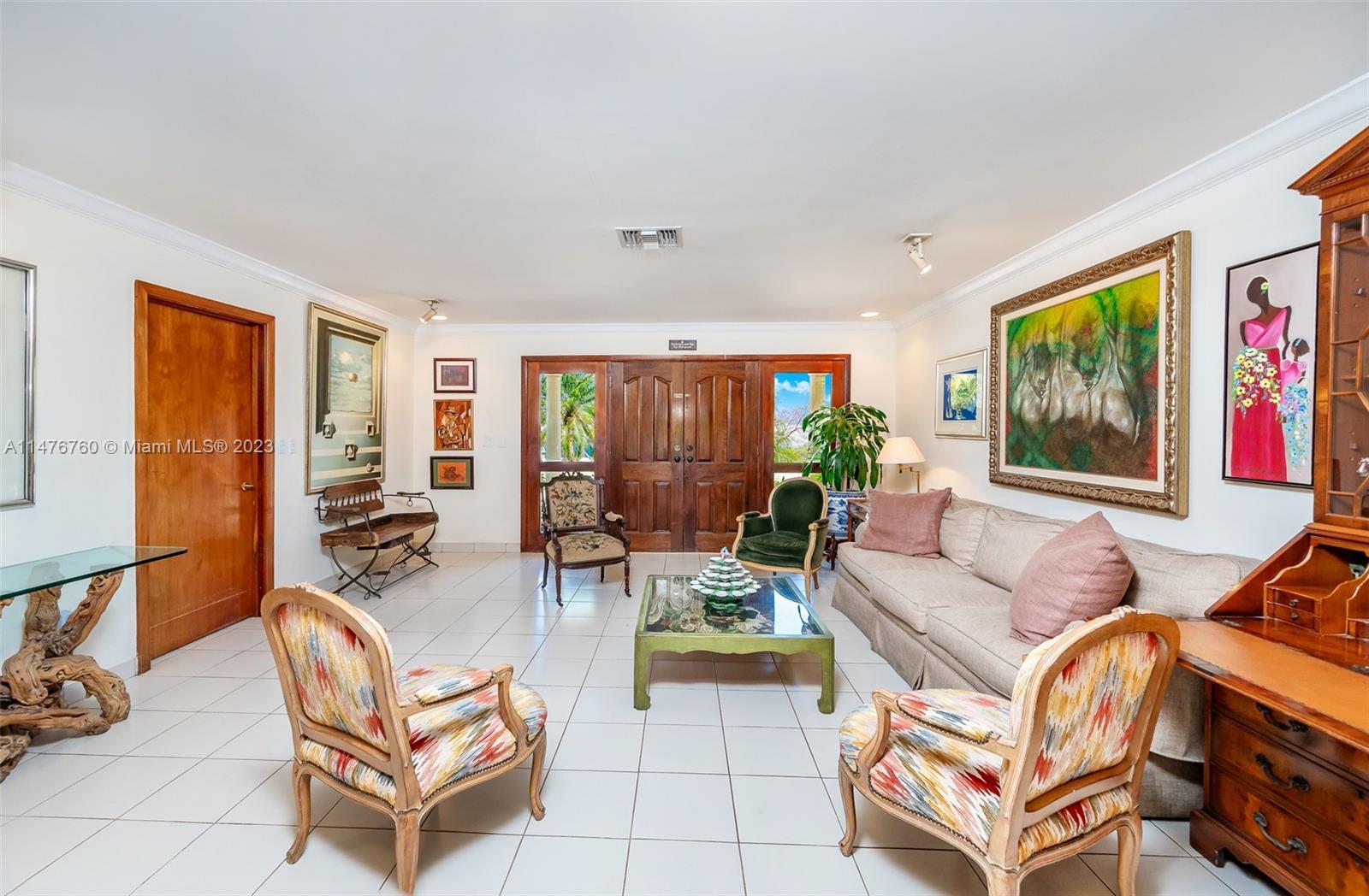270 Cypress Dr