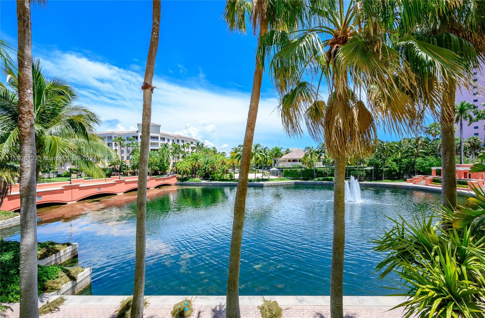 765 Crandon Blvd # 106