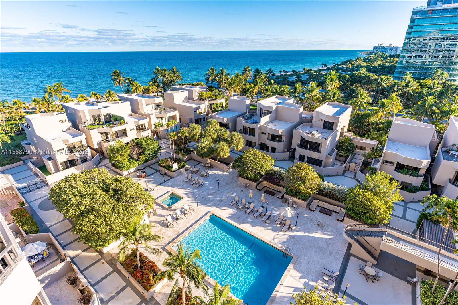 201 Crandon Blvd # 837