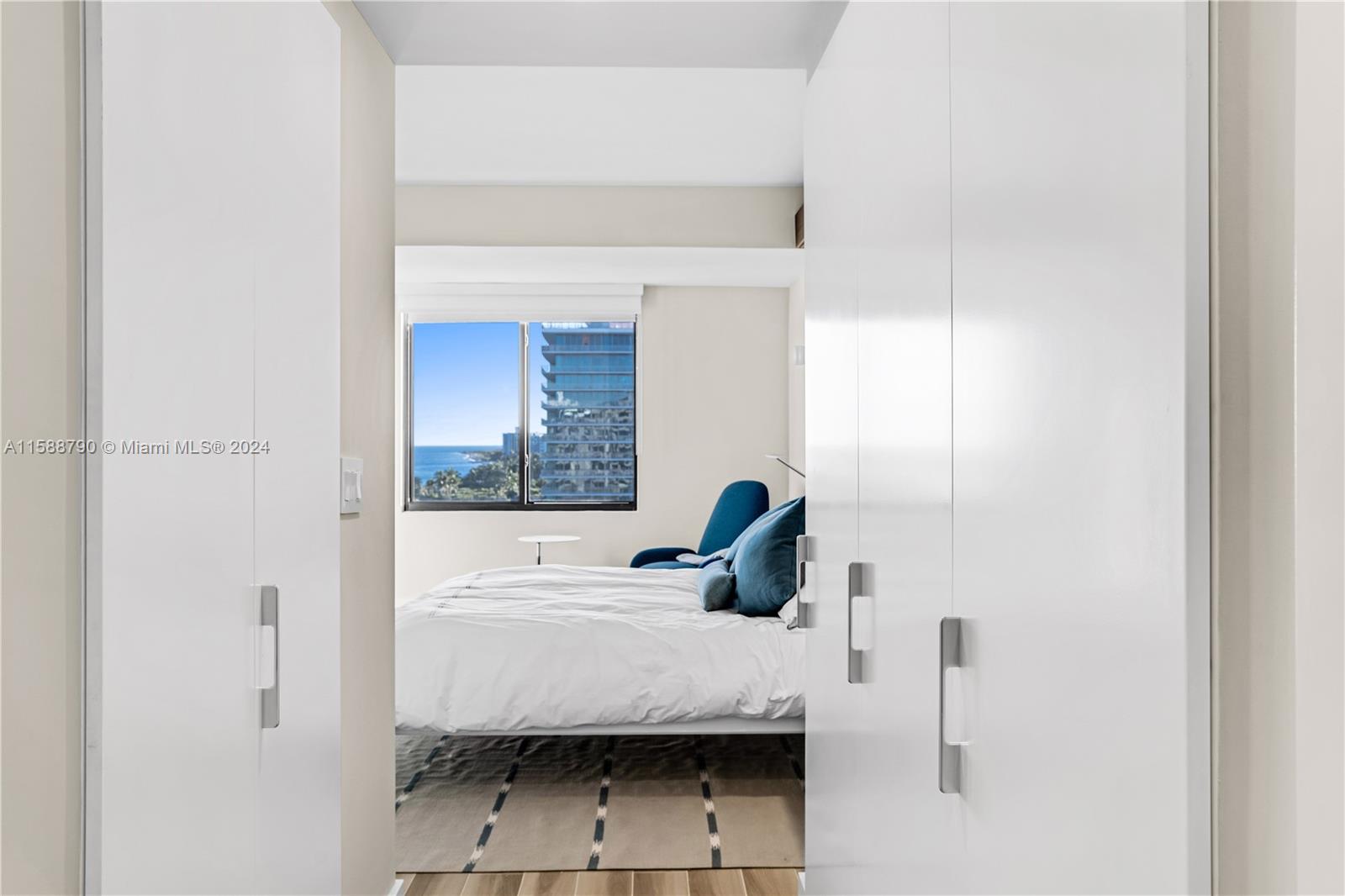 201 Crandon Blvd # 837