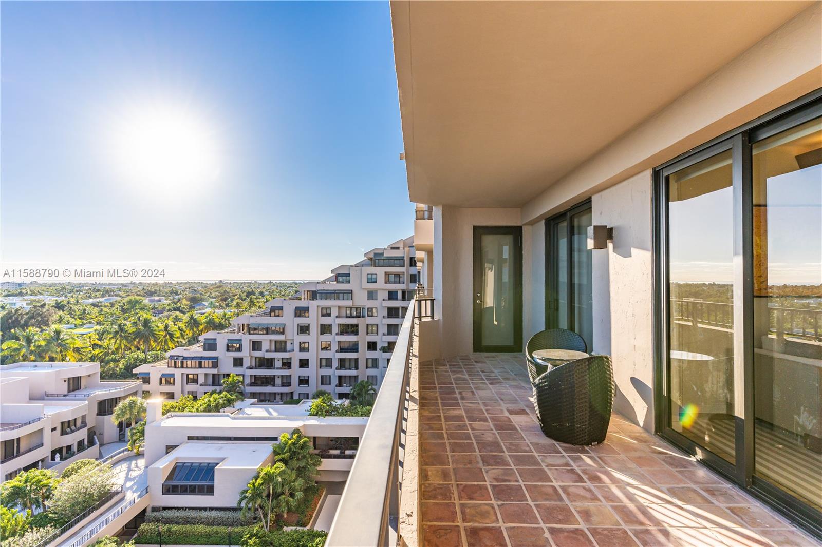 201 Crandon Blvd # 837