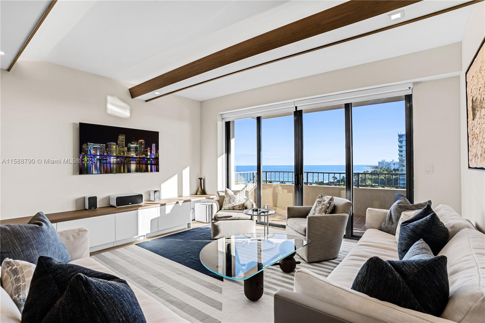 201 Crandon Blvd # 837