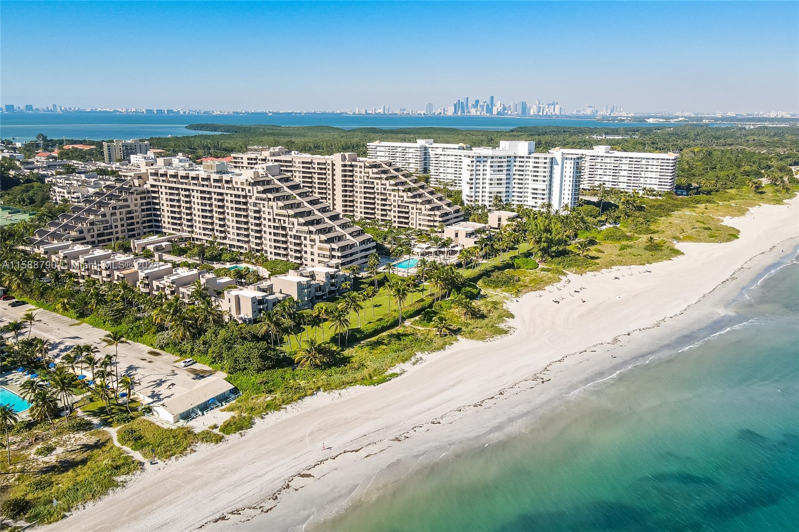 201 Crandon Blvd # 837