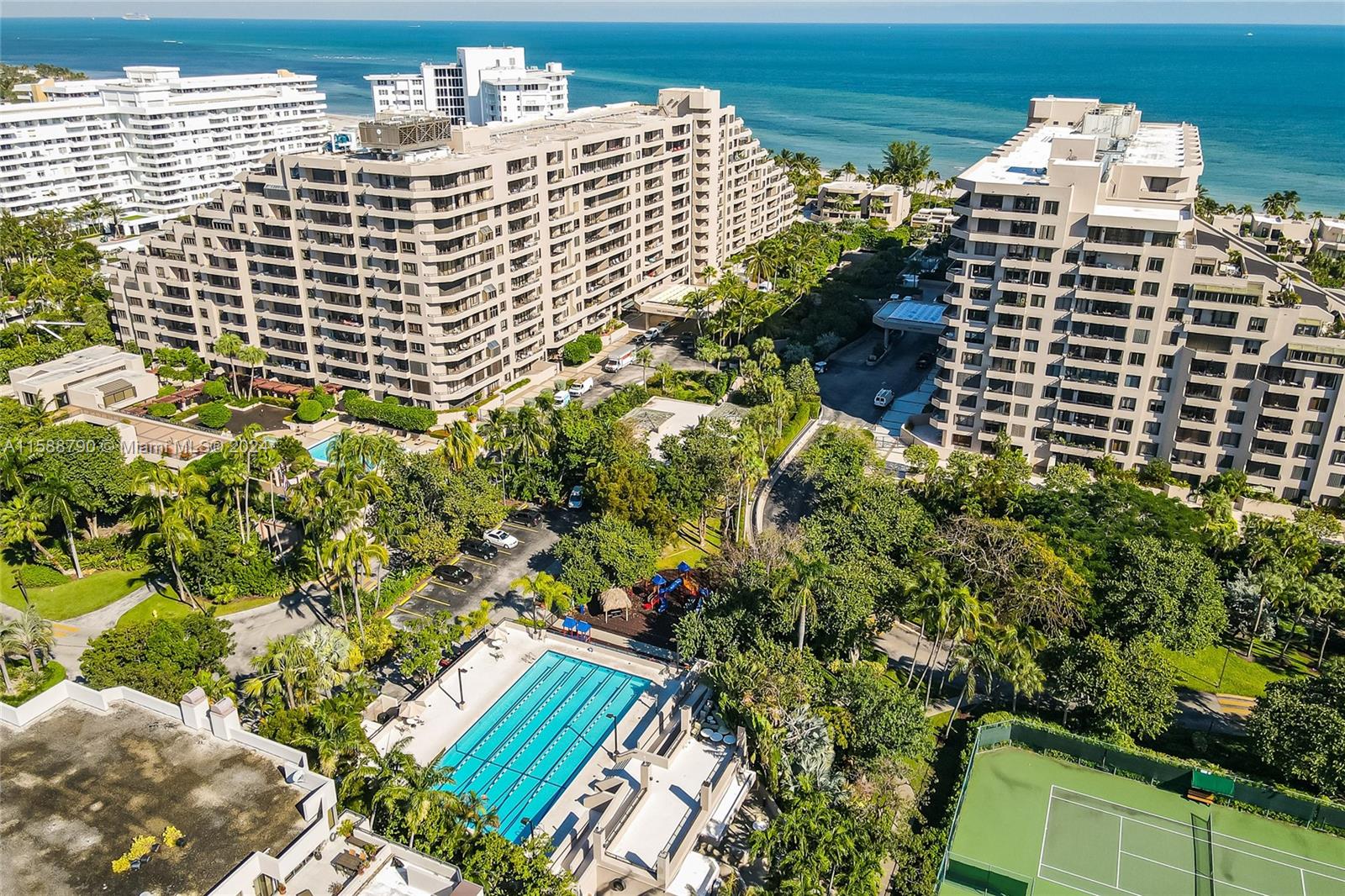 201 Crandon Blvd # 837