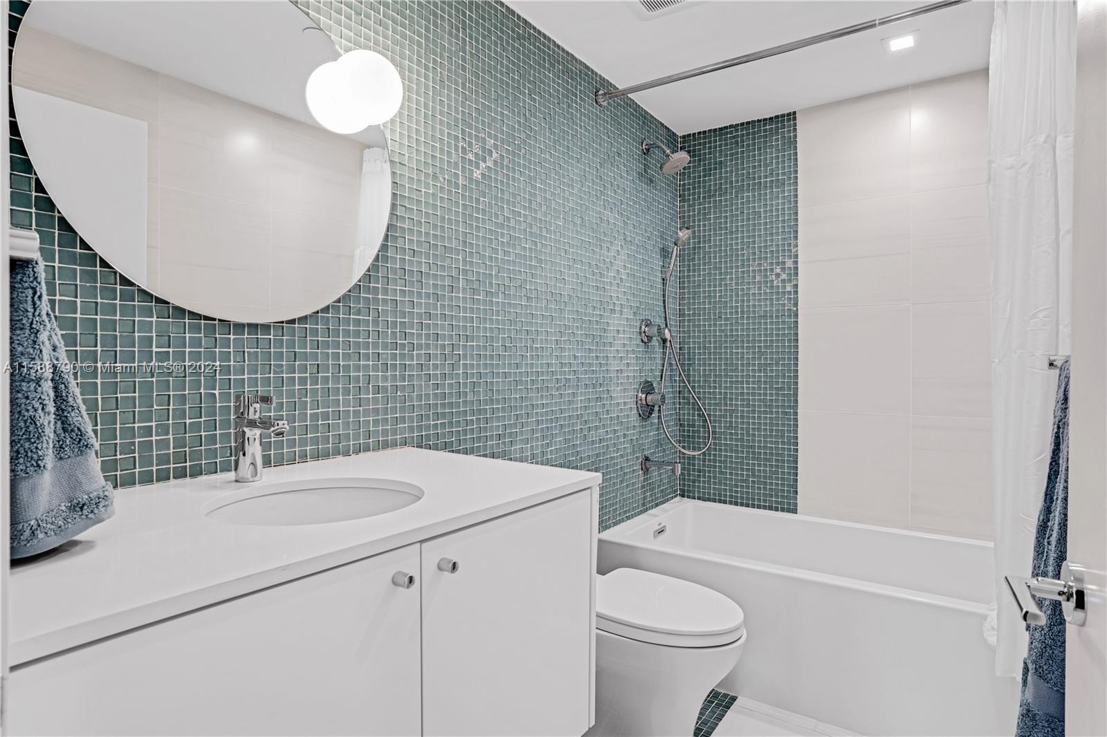 201 Crandon Blvd # 837