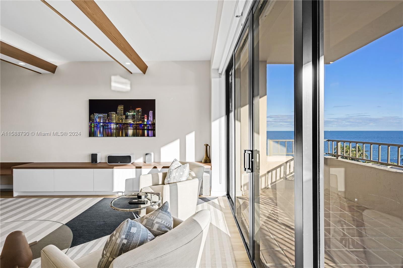 201 Crandon Blvd # 837