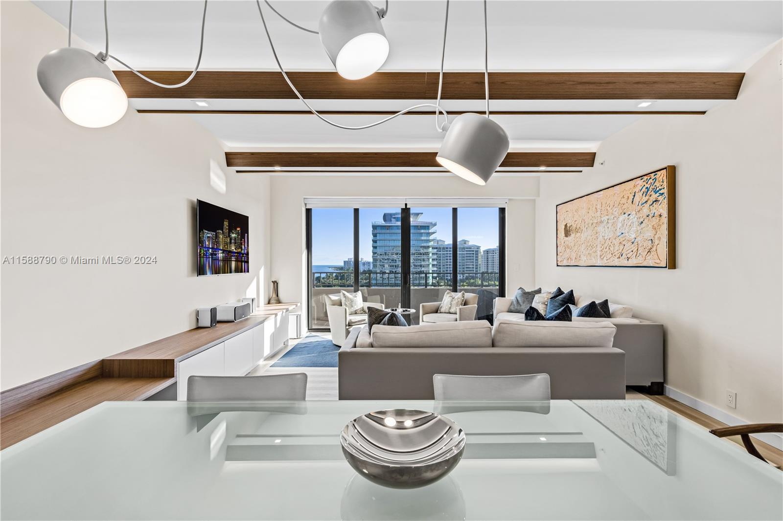 201 Crandon Blvd # 837